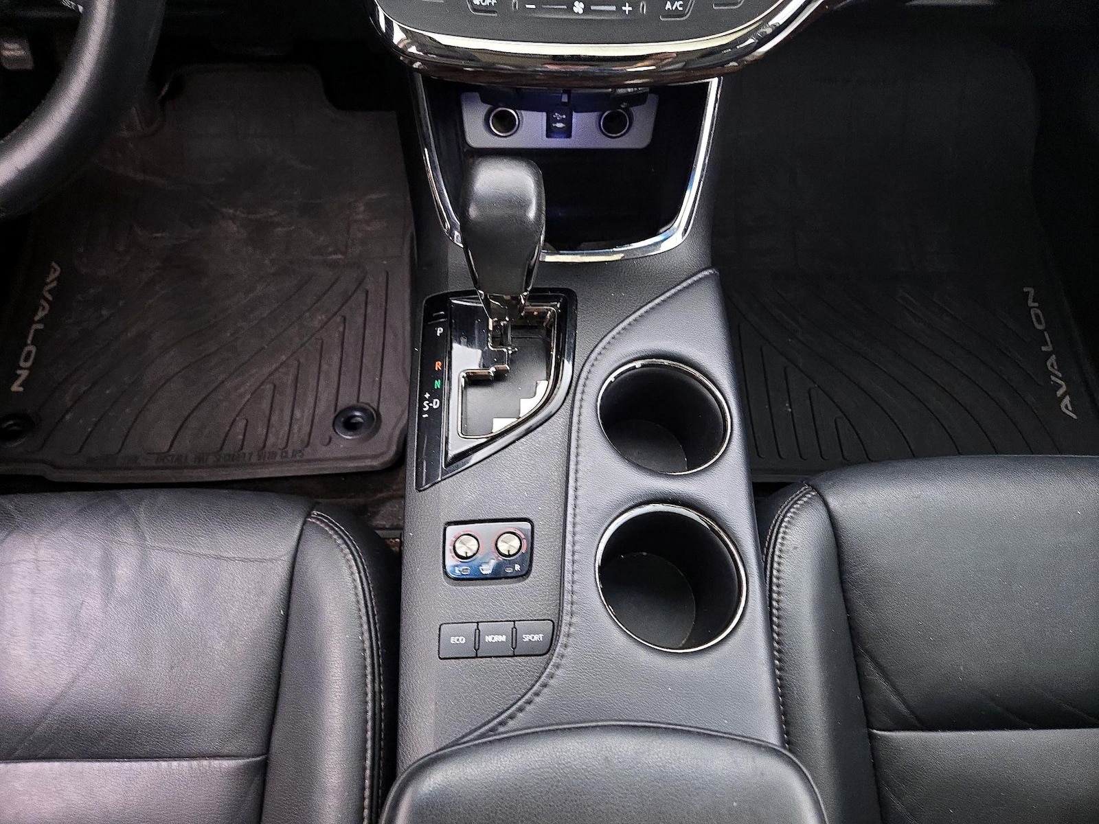 2014 Toyota Avalon XLE Touring - Photo 18