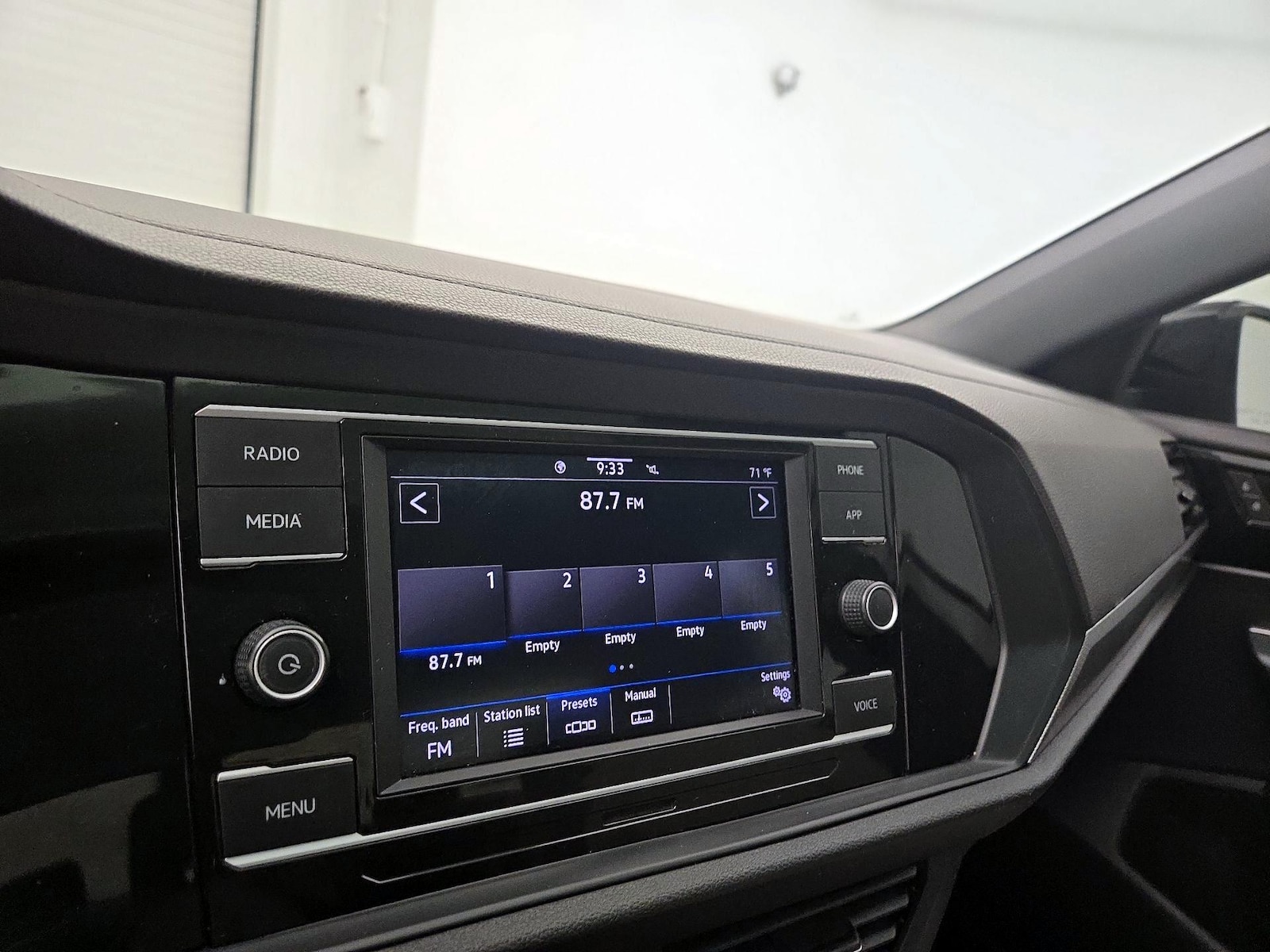 2020 Volkswagen Jetta R-Line - Photo 16