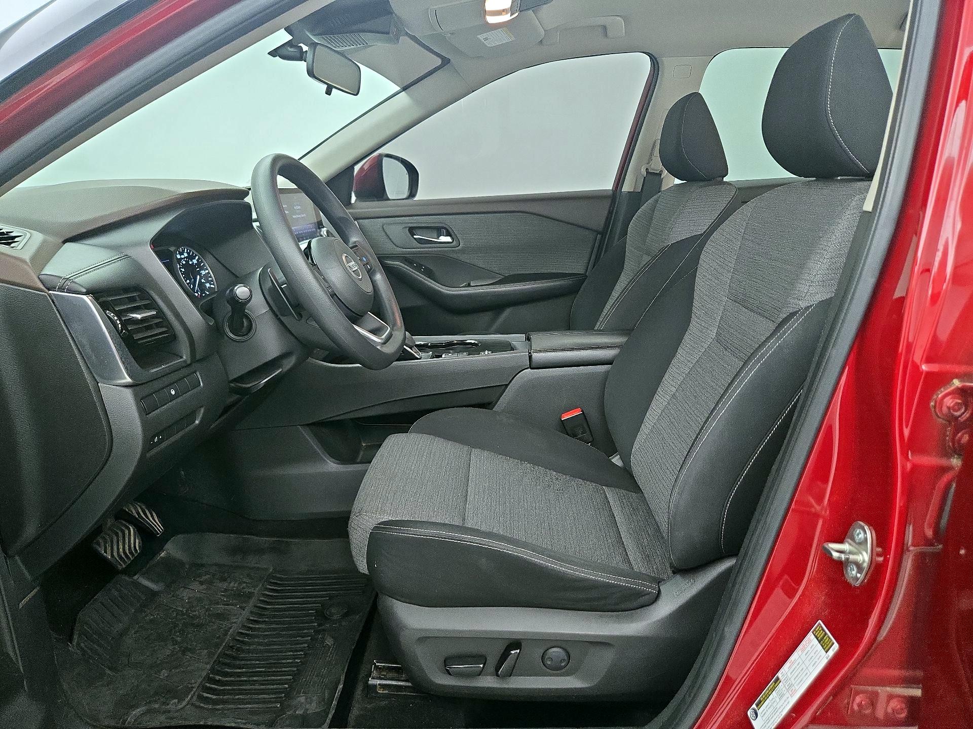 Thumbnail: 2021 Nissan Rogue - 11