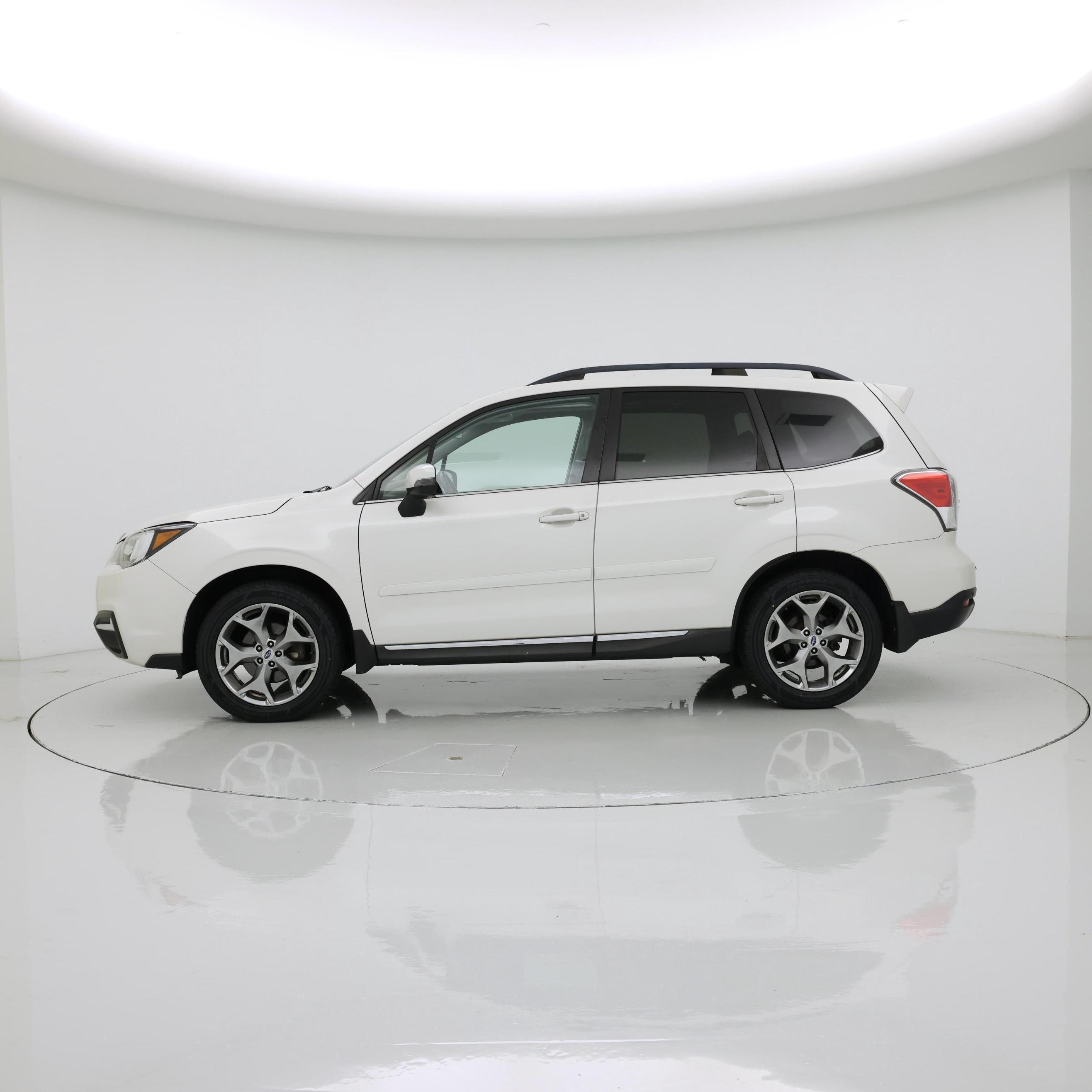 Thumbnail: 2017 Subaru Forester - 3