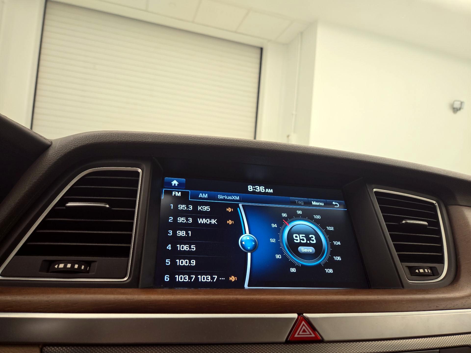 Thumbnail: 2018 Genesis G80 - 16