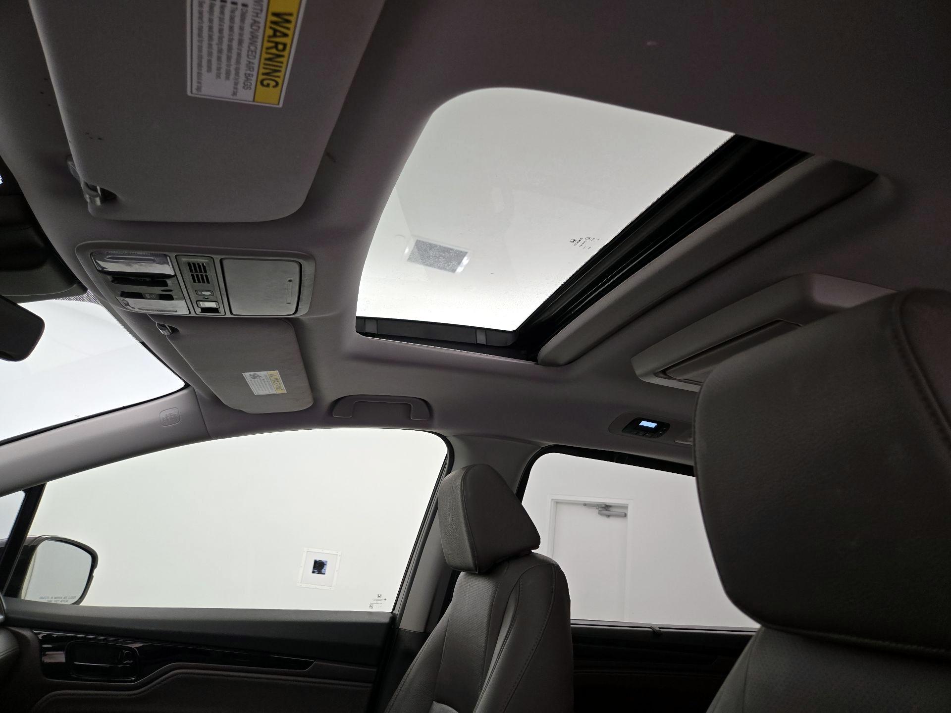 Thumbnail: 2019 Honda Odyssey - 20