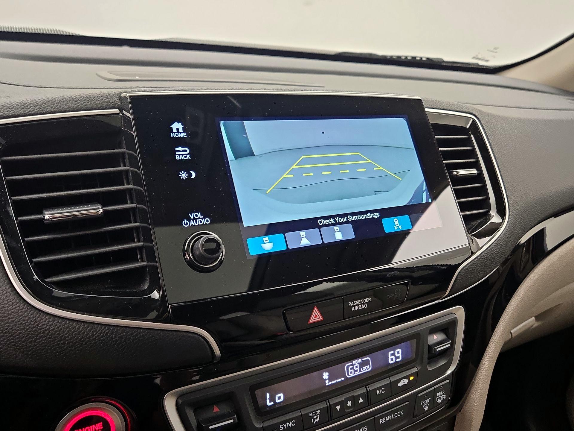 Thumbnail: 2021 Honda Pilot - 15