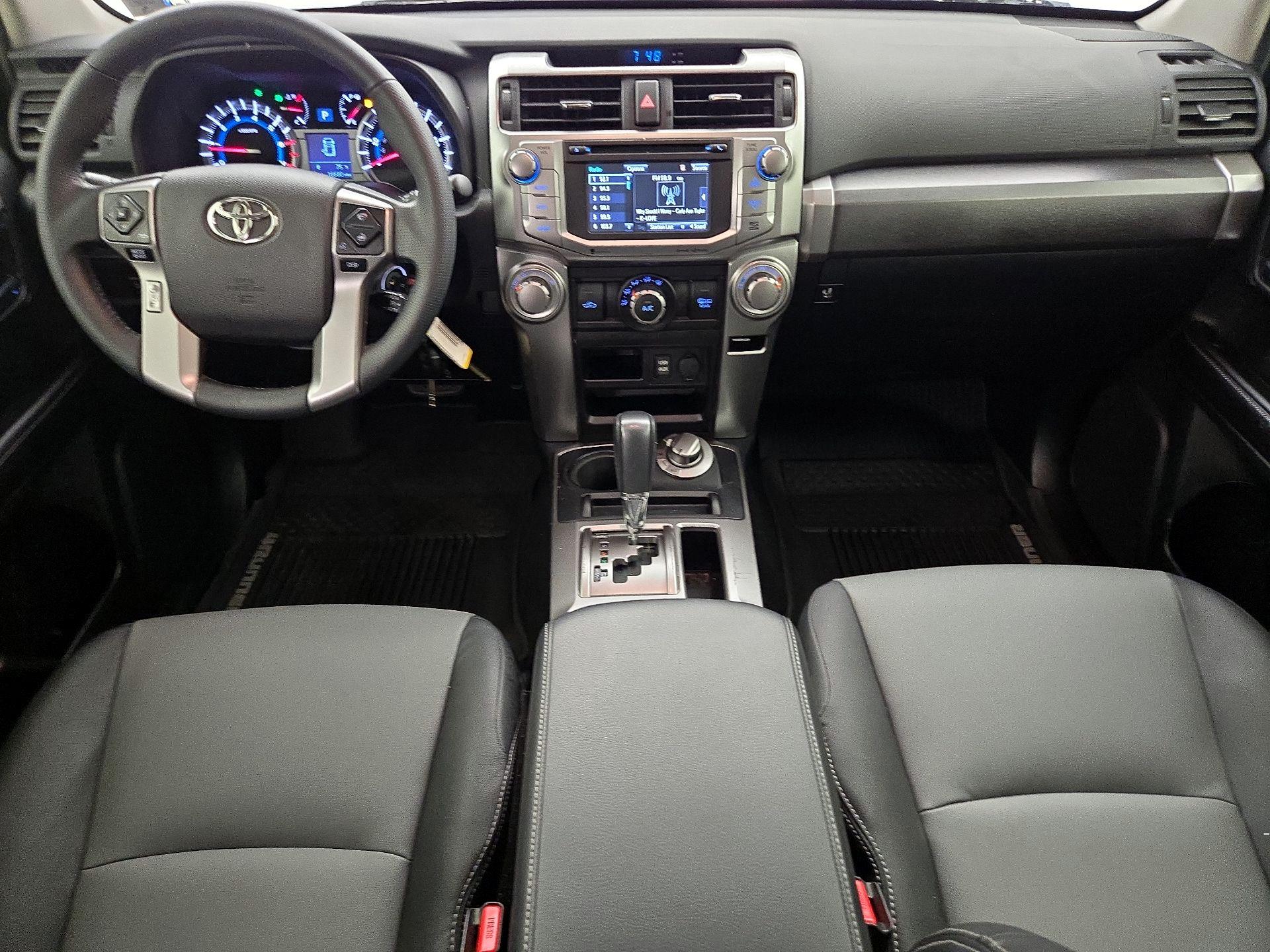 Thumbnail: 2016 Toyota 4Runner - 9
