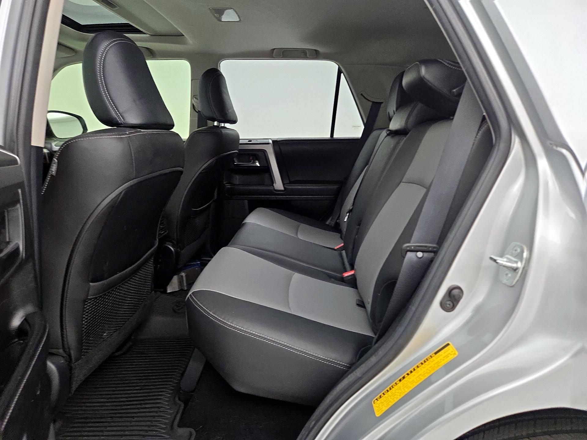 Thumbnail: 2016 Toyota 4Runner - 20
