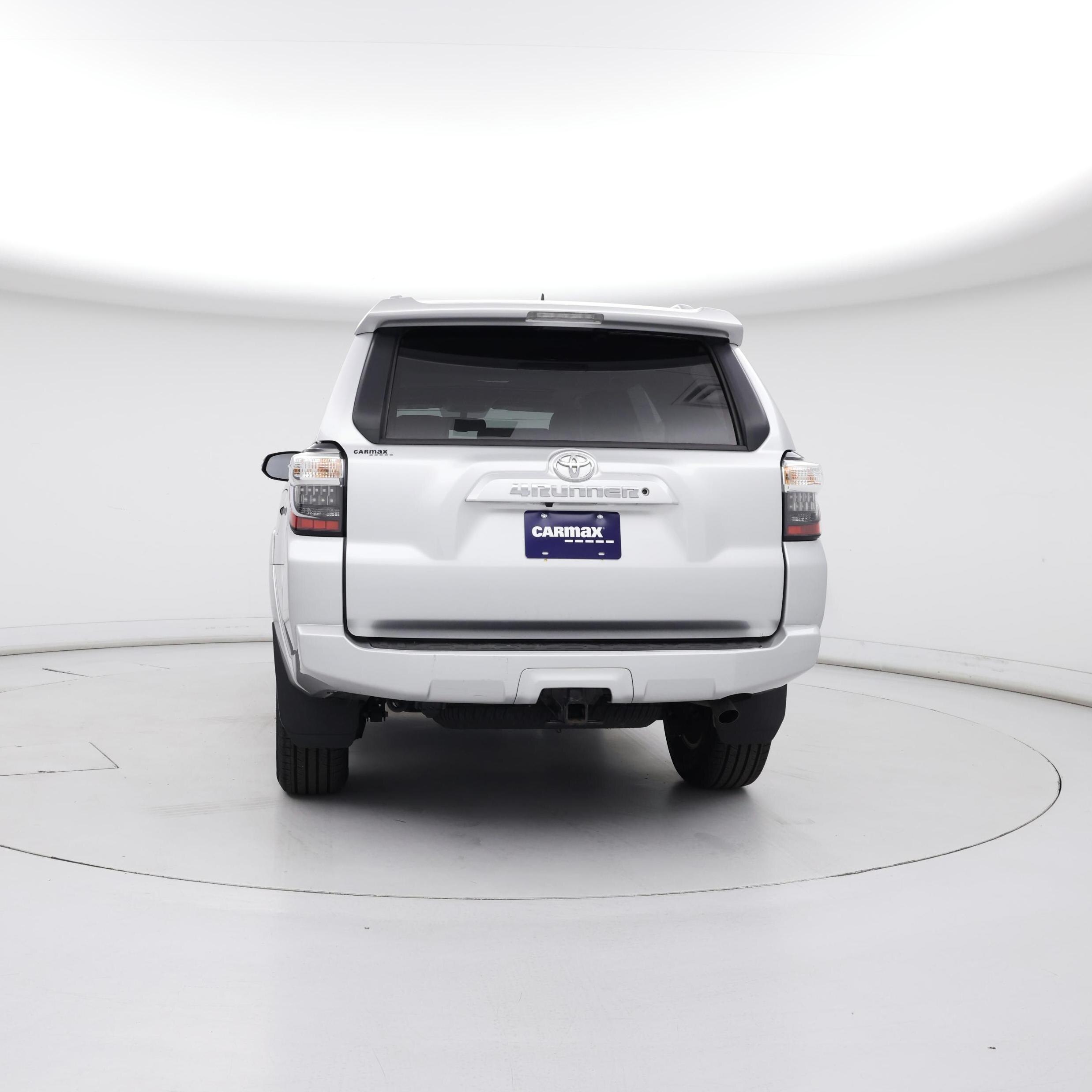 Thumbnail: 2016 Toyota 4Runner - 6