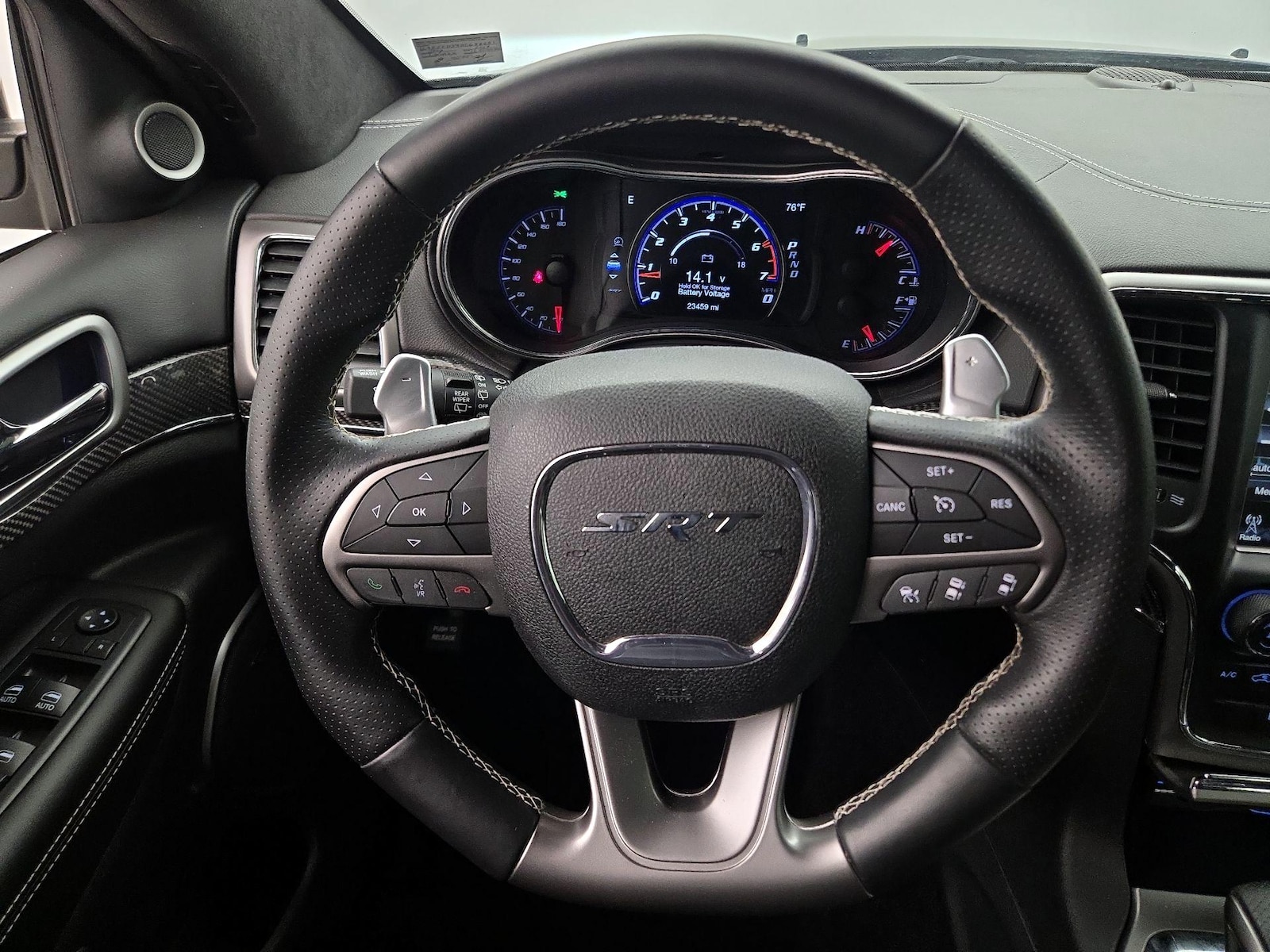 2017 Jeep Grand Cherokee SRT - Photo 11