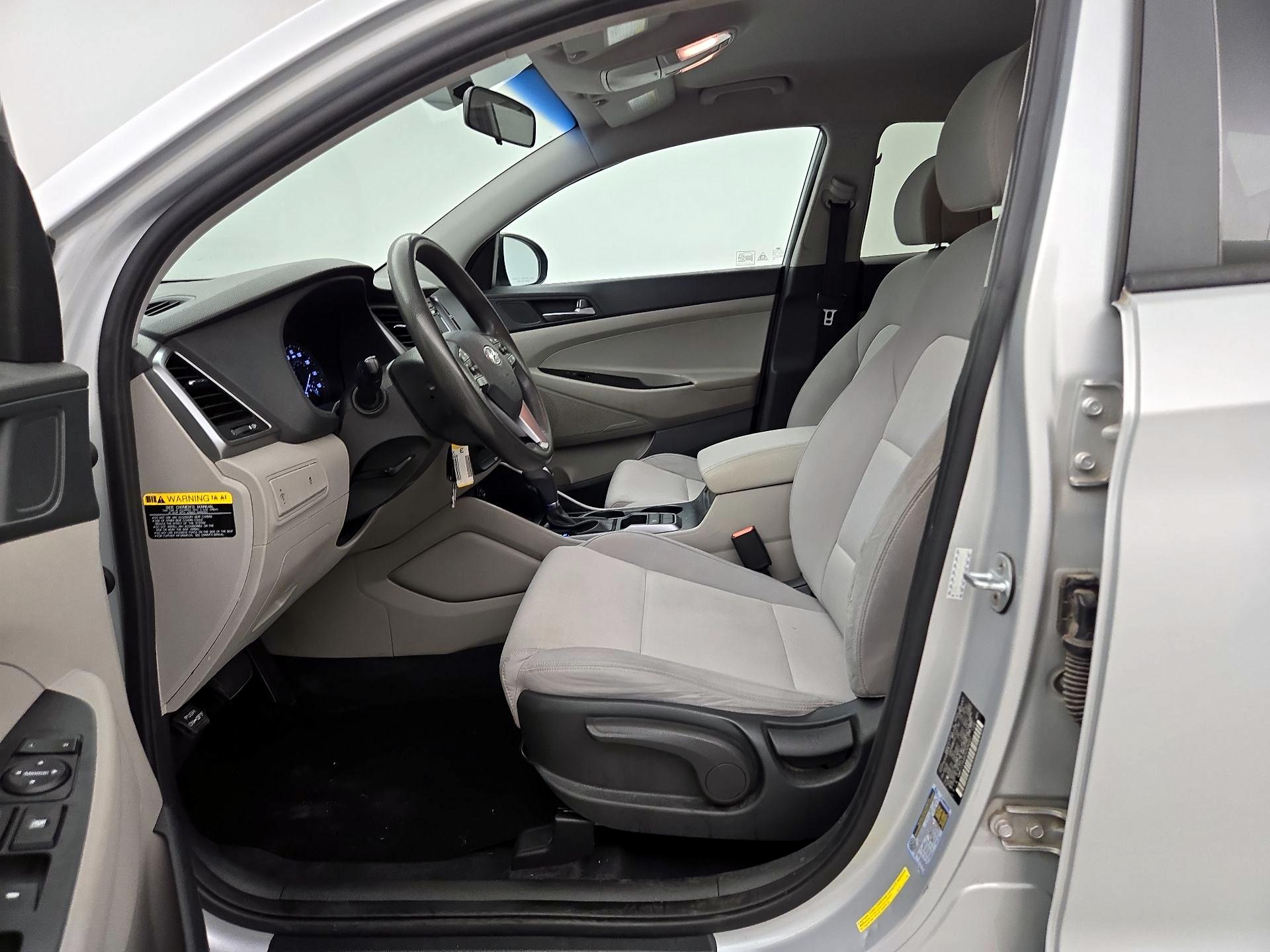 Thumbnail: 2017 Hyundai Tucson - 11