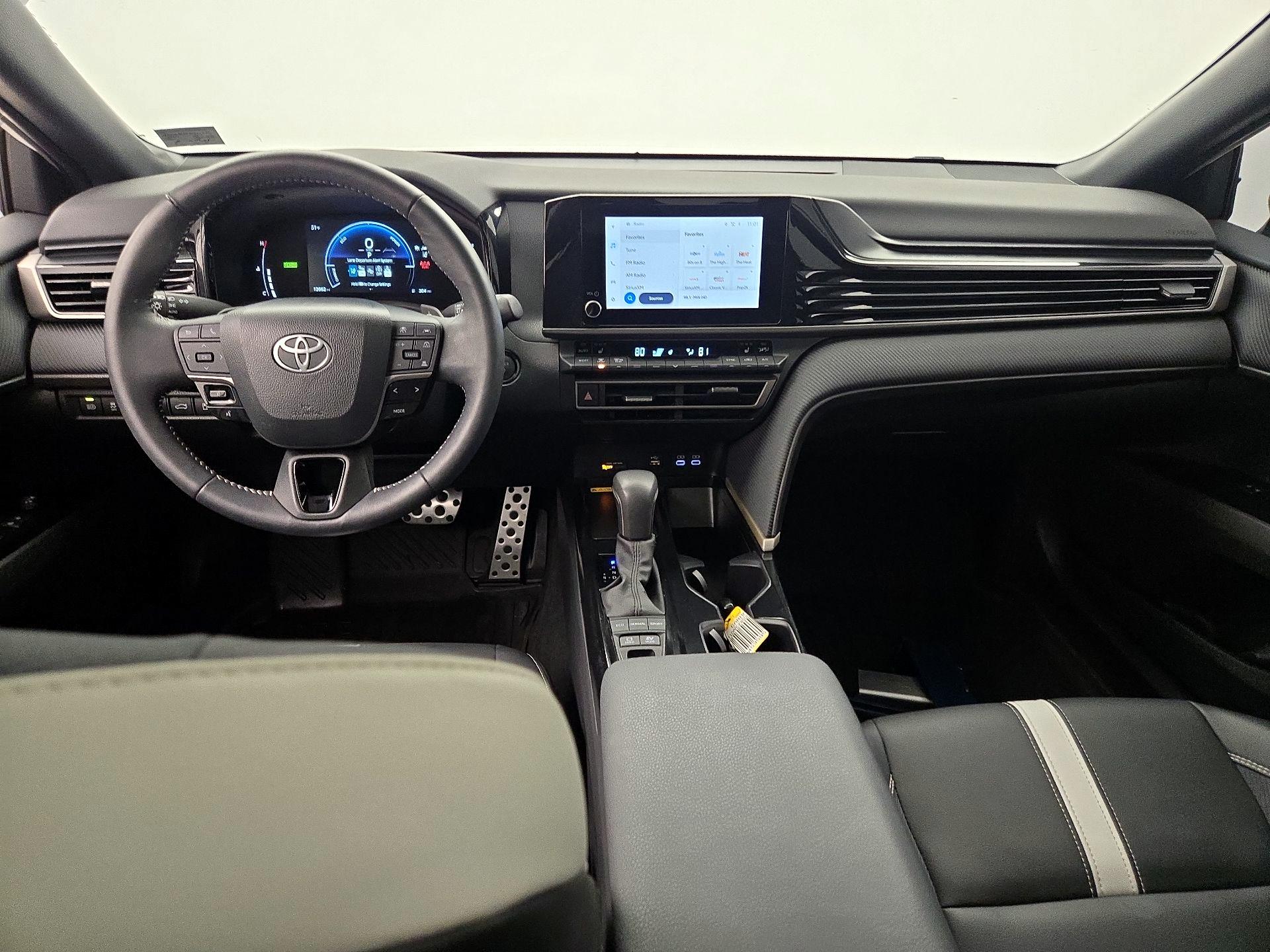 Thumbnail: 2025 Toyota Camry - 9