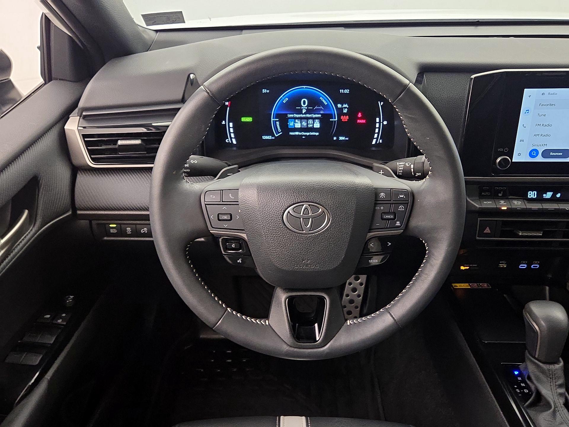 Thumbnail: 2025 Toyota Camry - 10