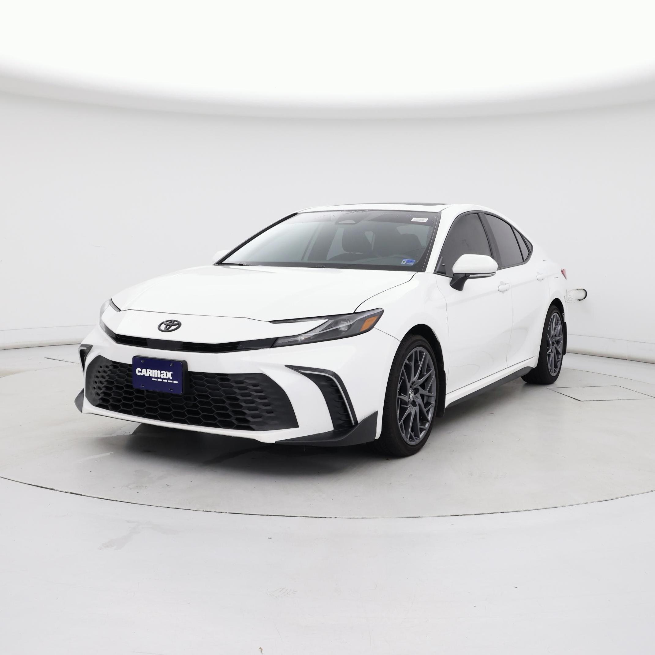 Thumbnail: 2025 Toyota Camry - 4