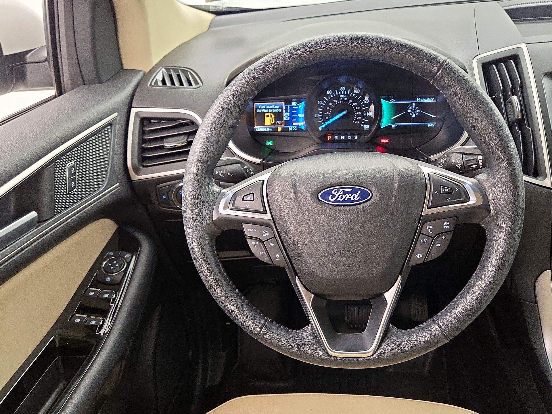 Thumbnail: 2020 Ford Edge - 10