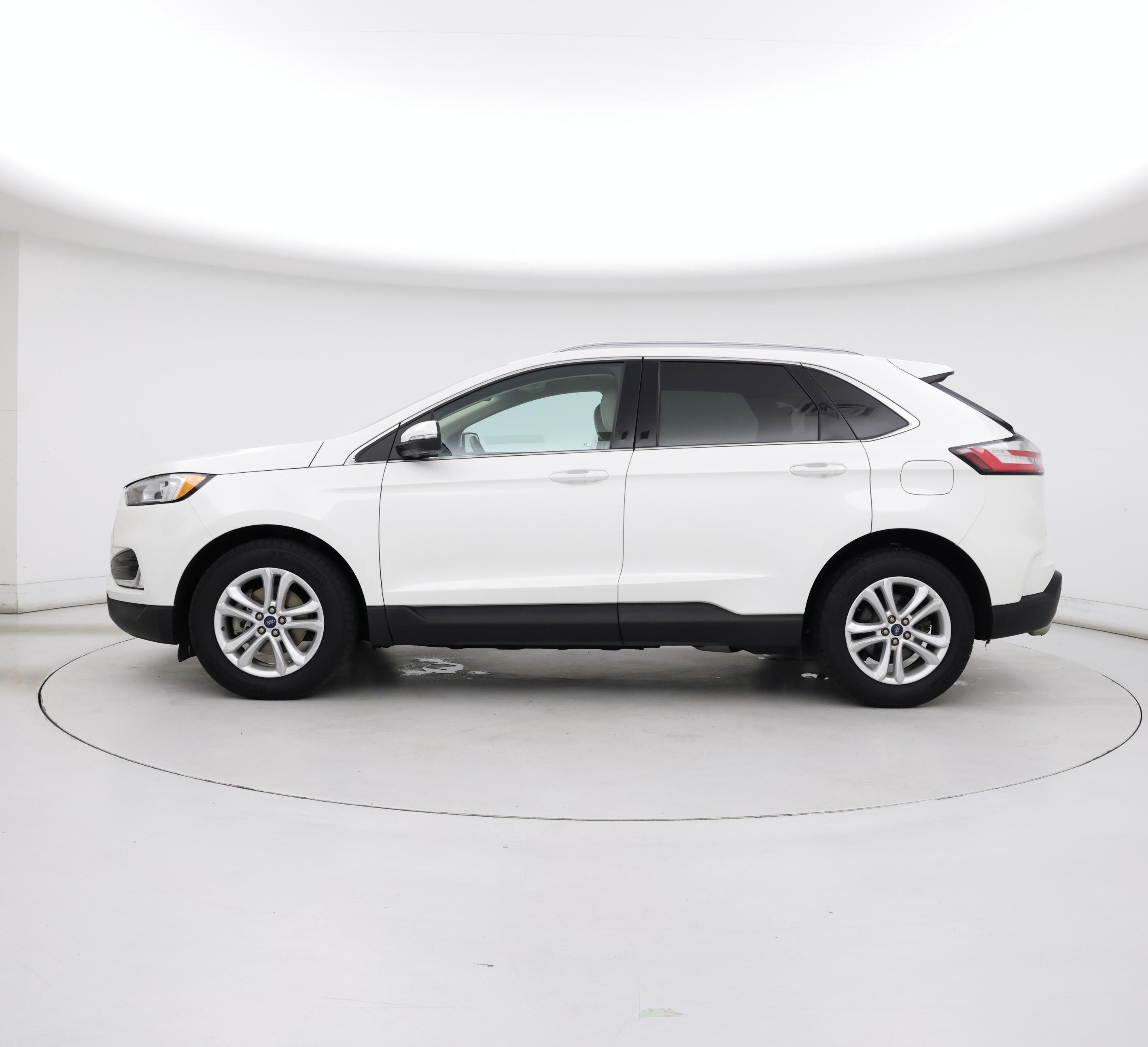Thumbnail: 2020 Ford Edge - 3