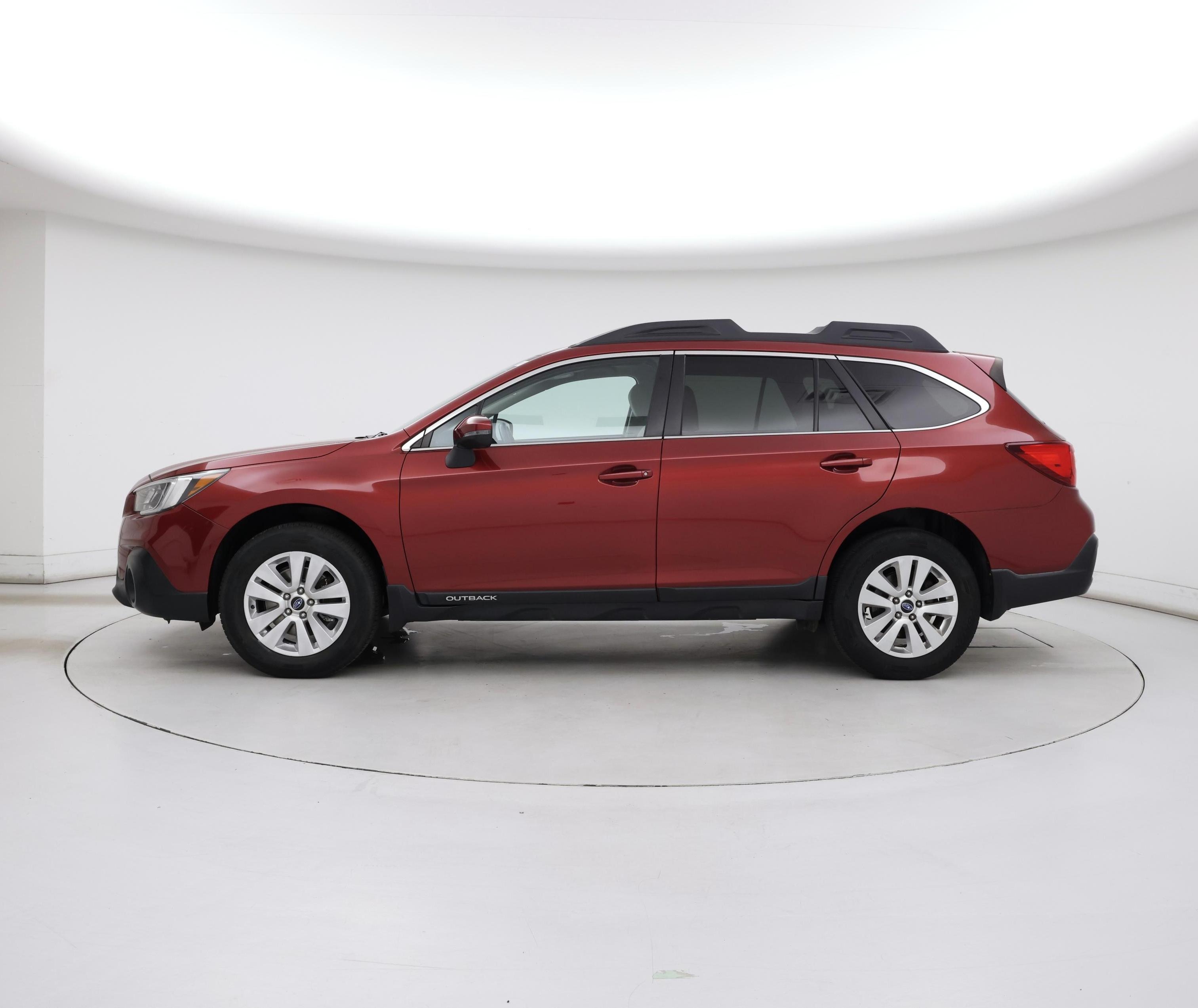 Thumbnail: 2018 Subaru Outback - 3