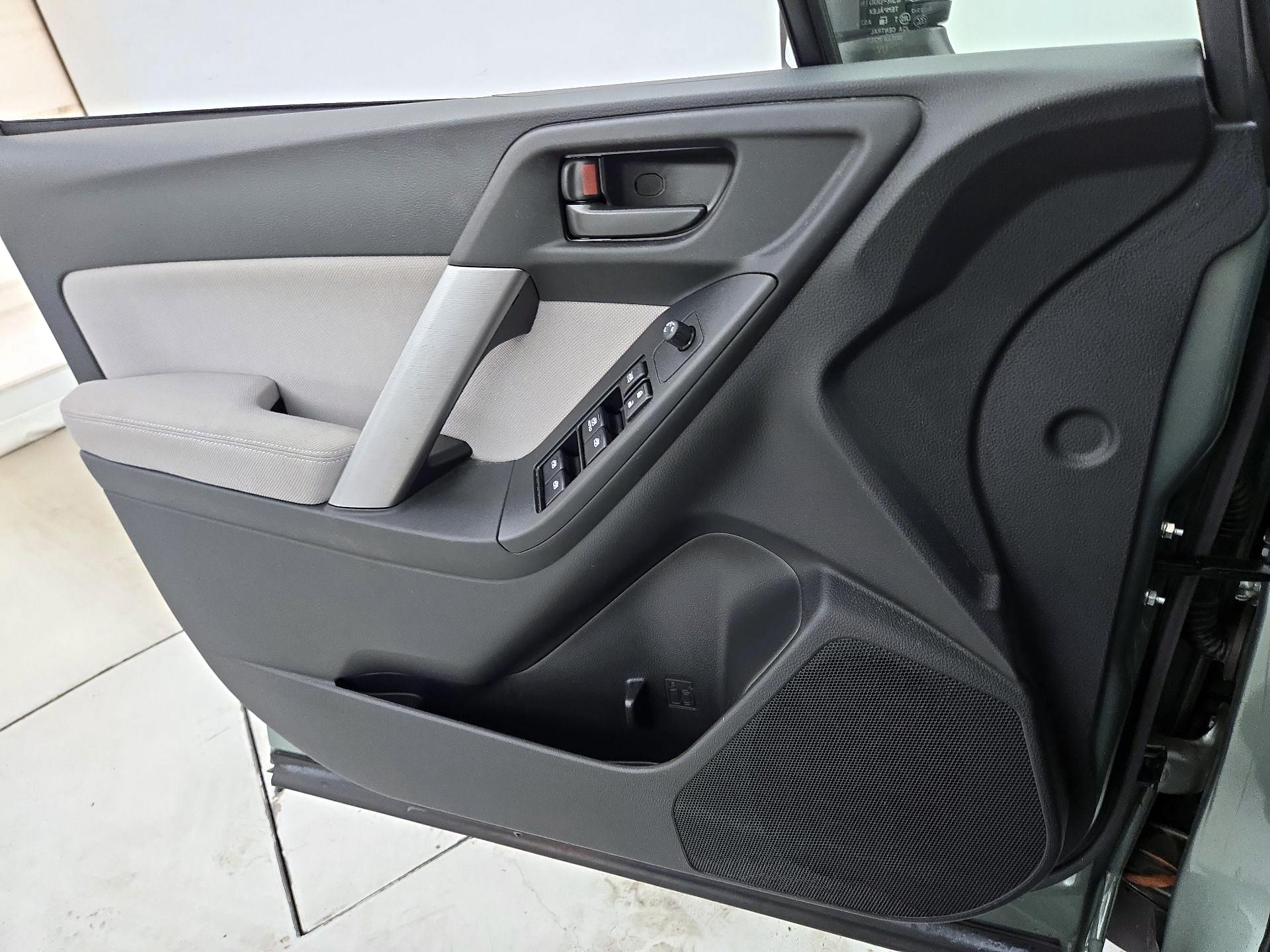 Thumbnail: 2014 Subaru Forester - 12