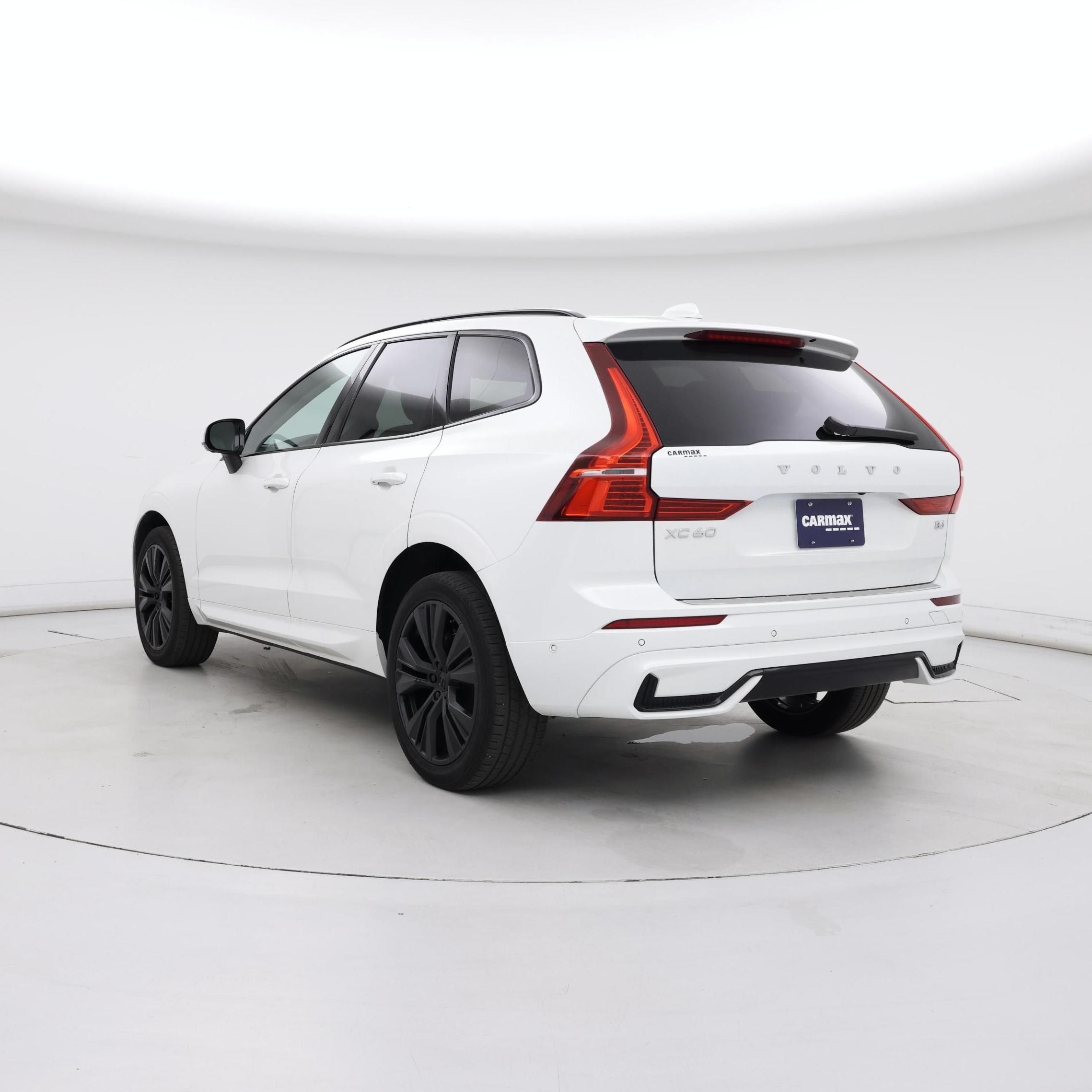 Thumbnail: 2023 Volvo XC60 - 2