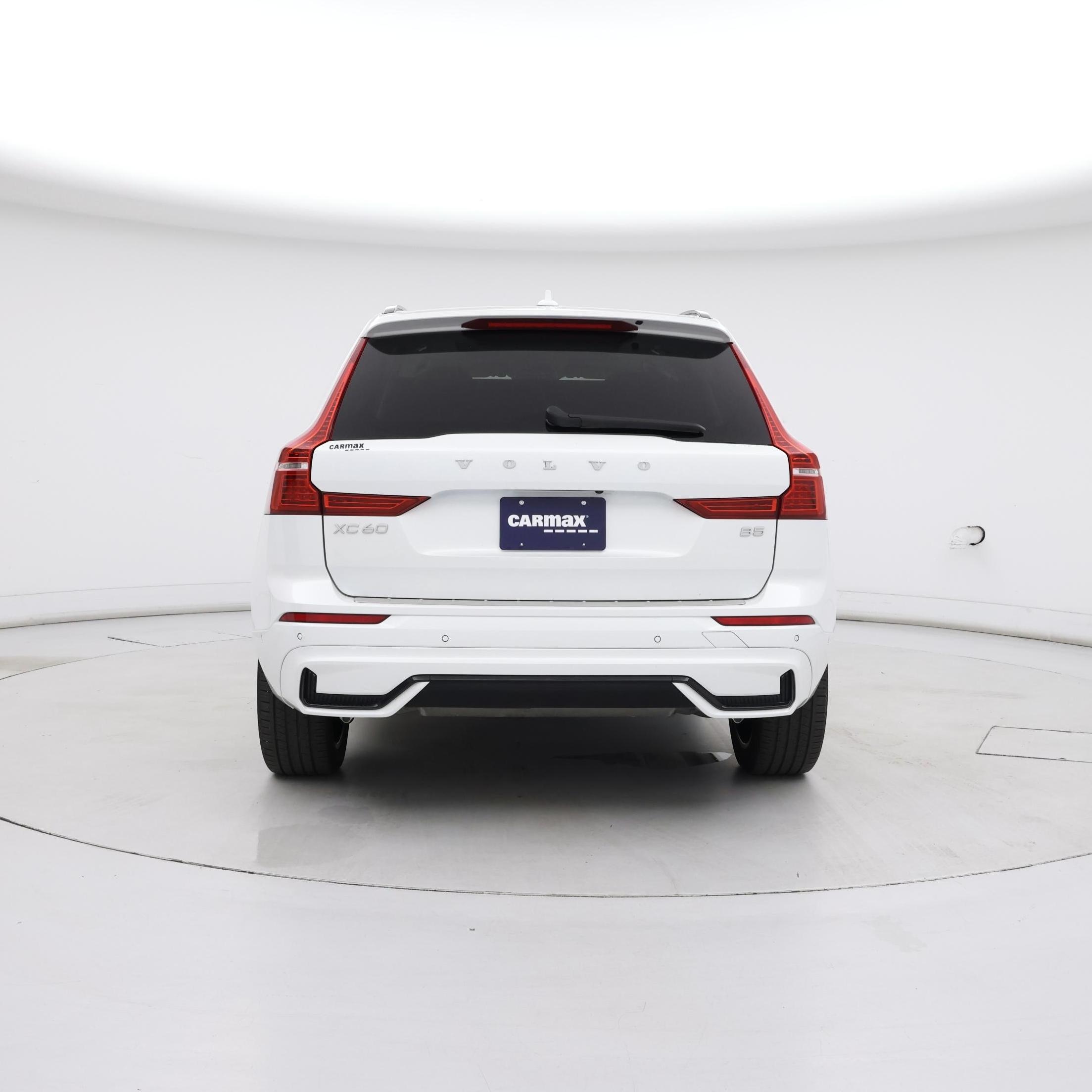 Thumbnail: 2023 Volvo XC60 - 6