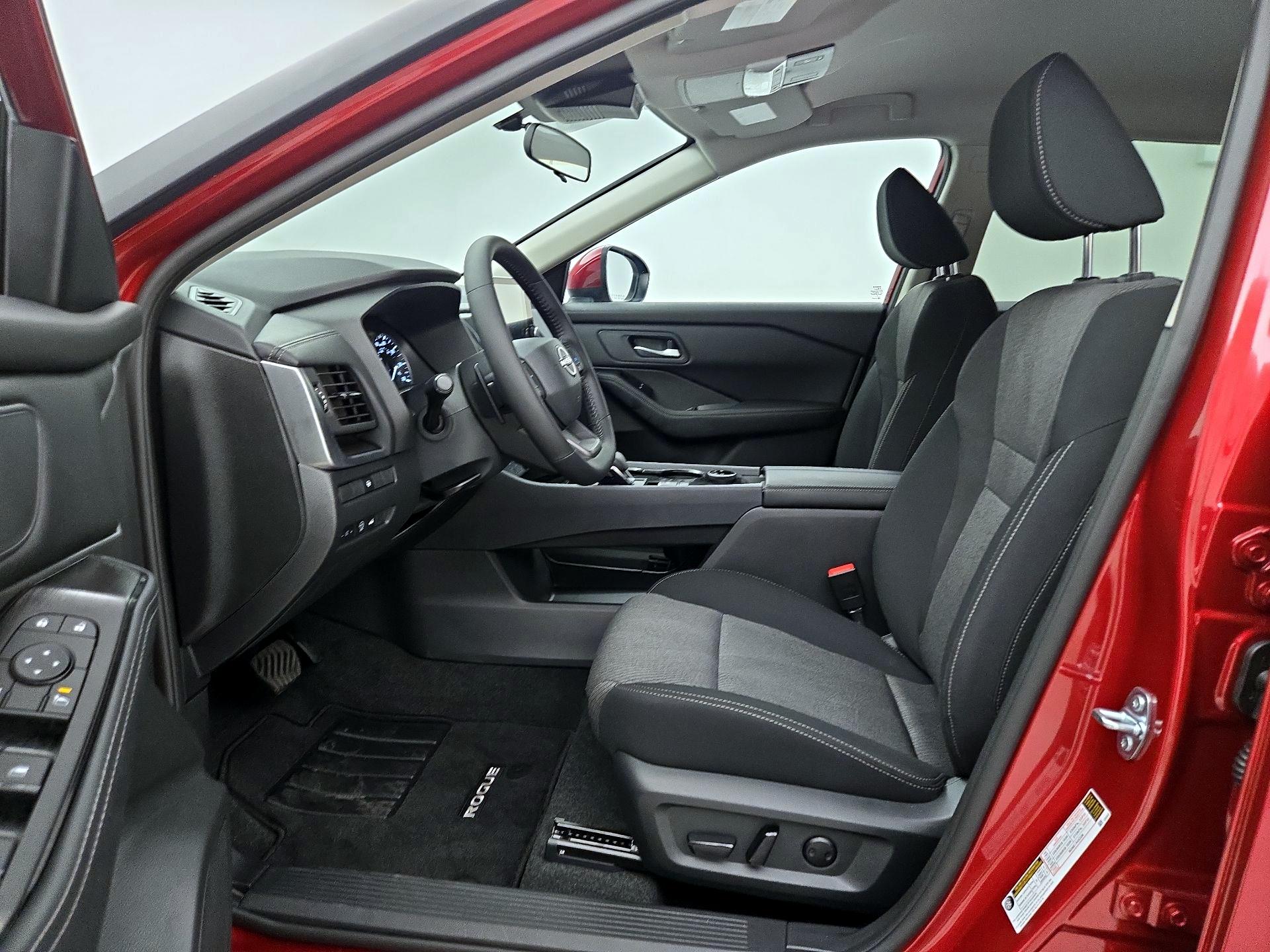 Thumbnail: 2026 Nissan Rogue - 11
