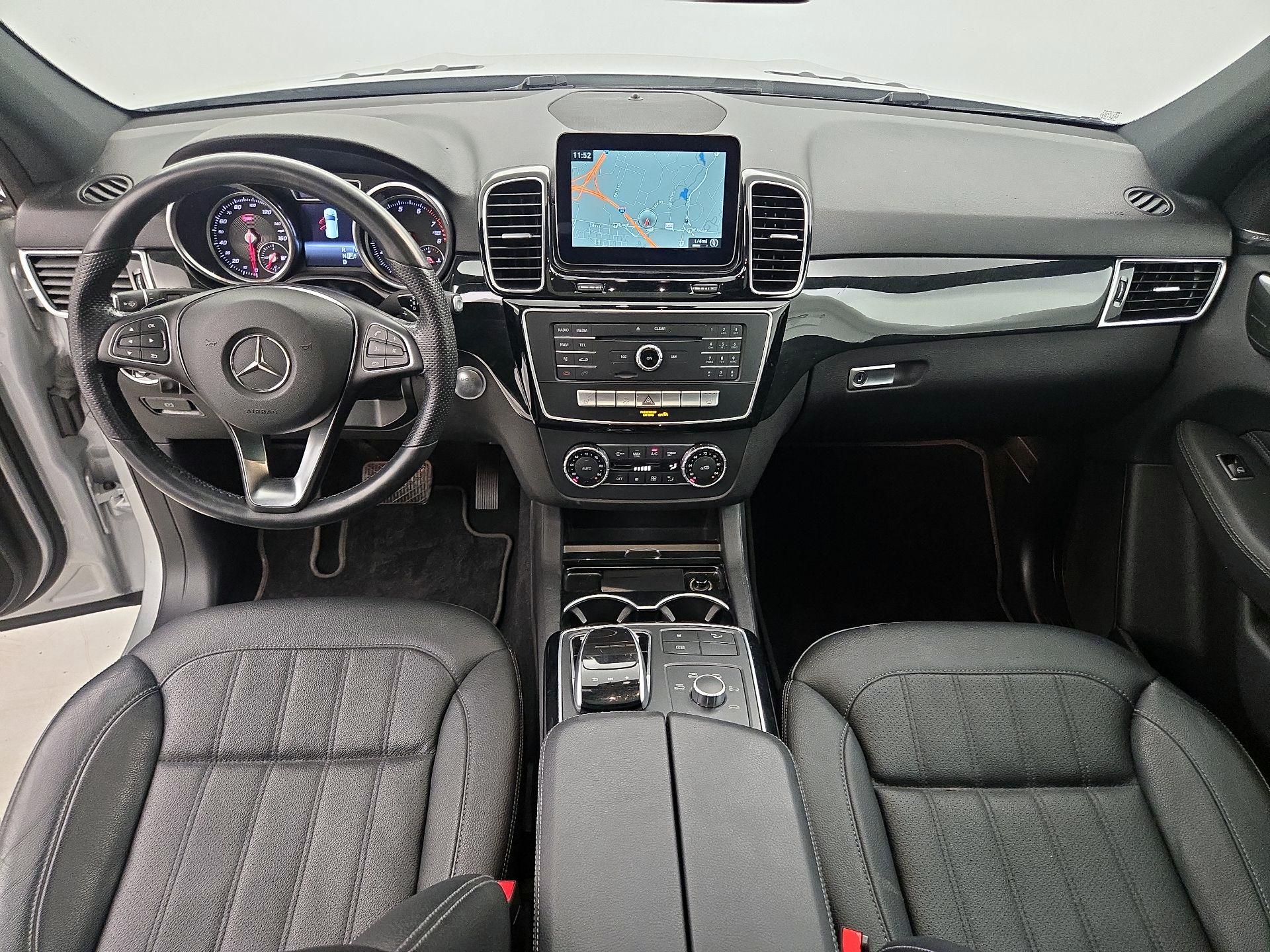 Thumbnail: 2017 Mercedes-Benz GLE - 9