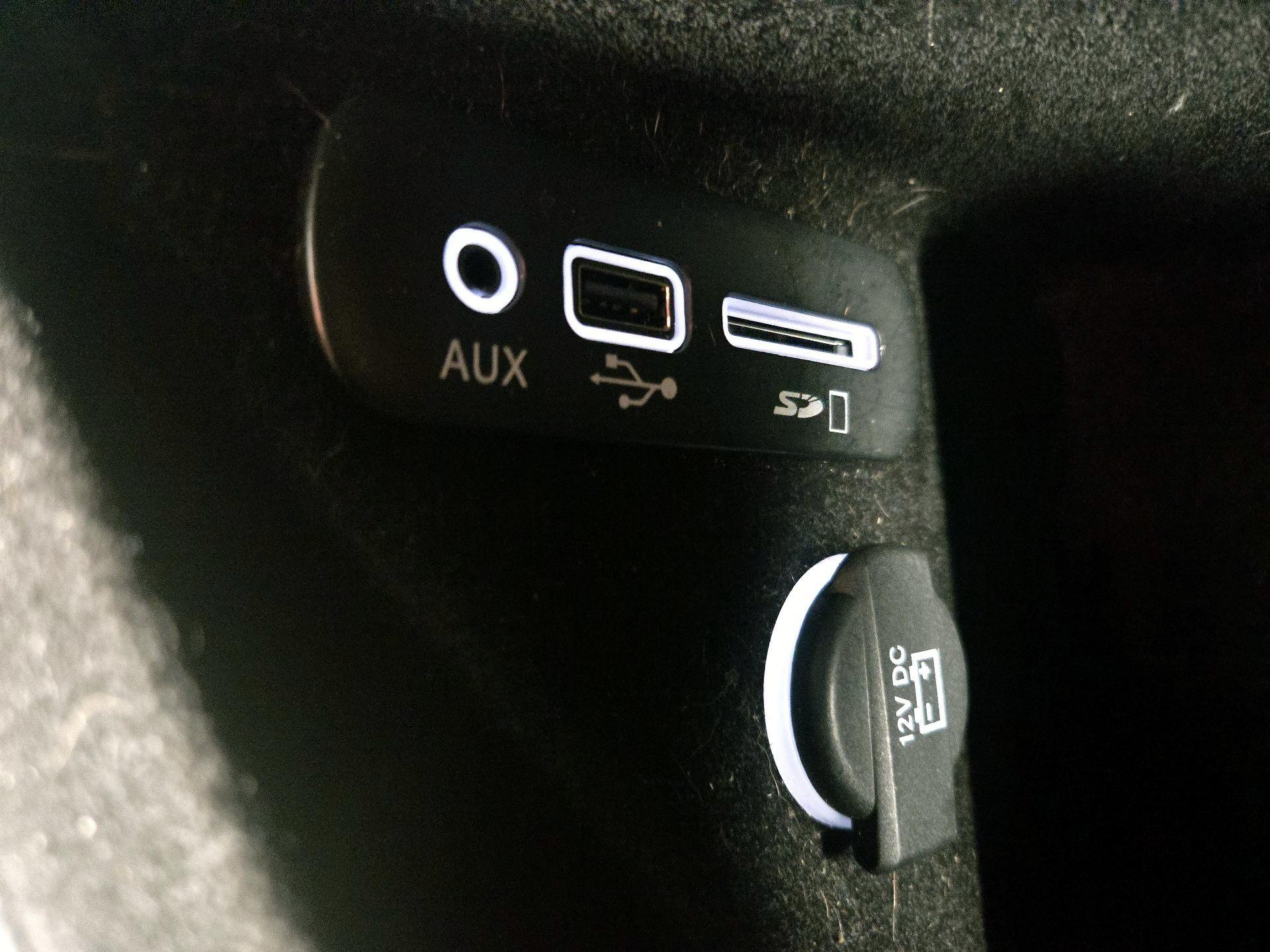 Thumbnail: 2016 Dodge Challenger - 18