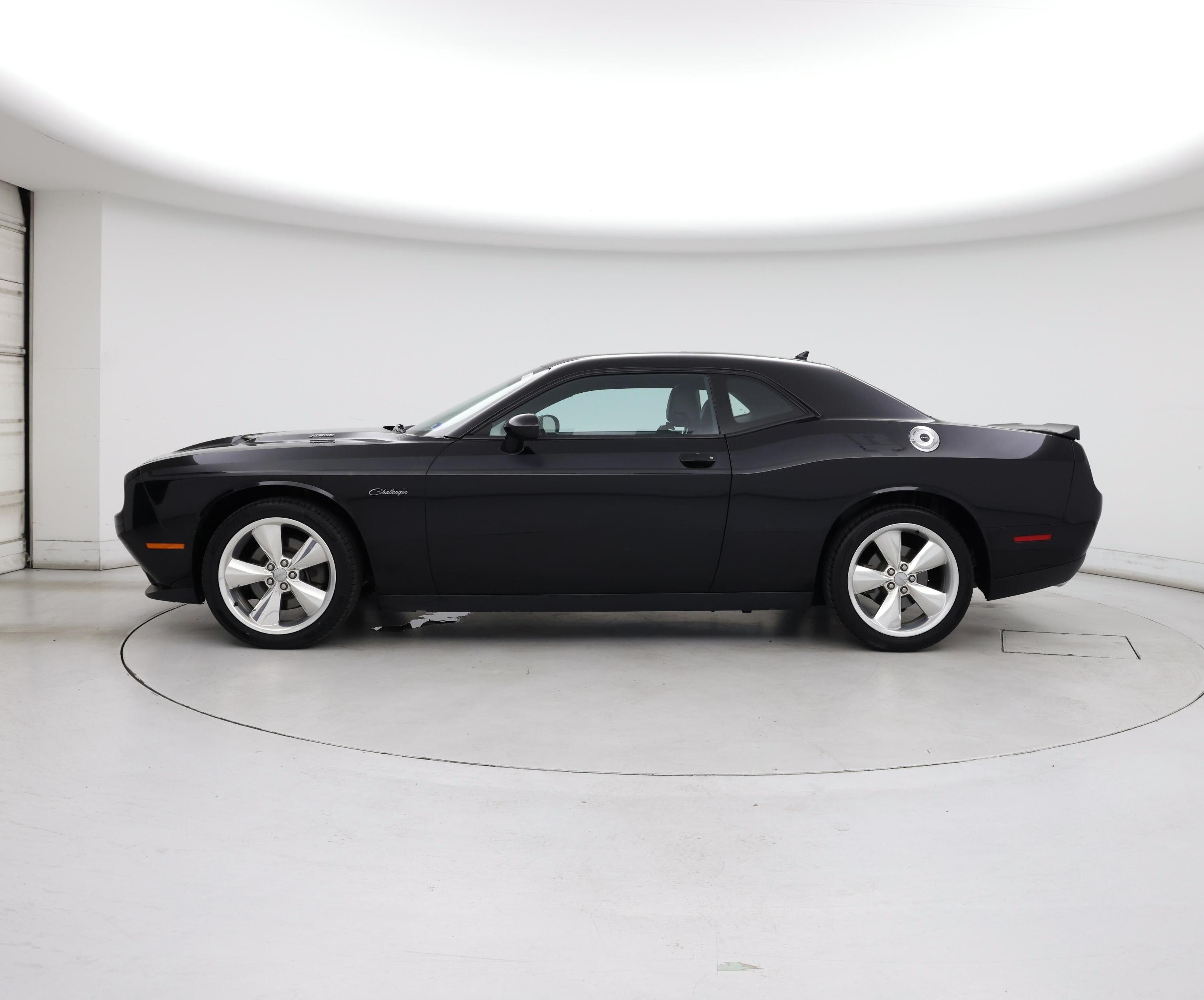 Thumbnail: 2016 Dodge Challenger - 3