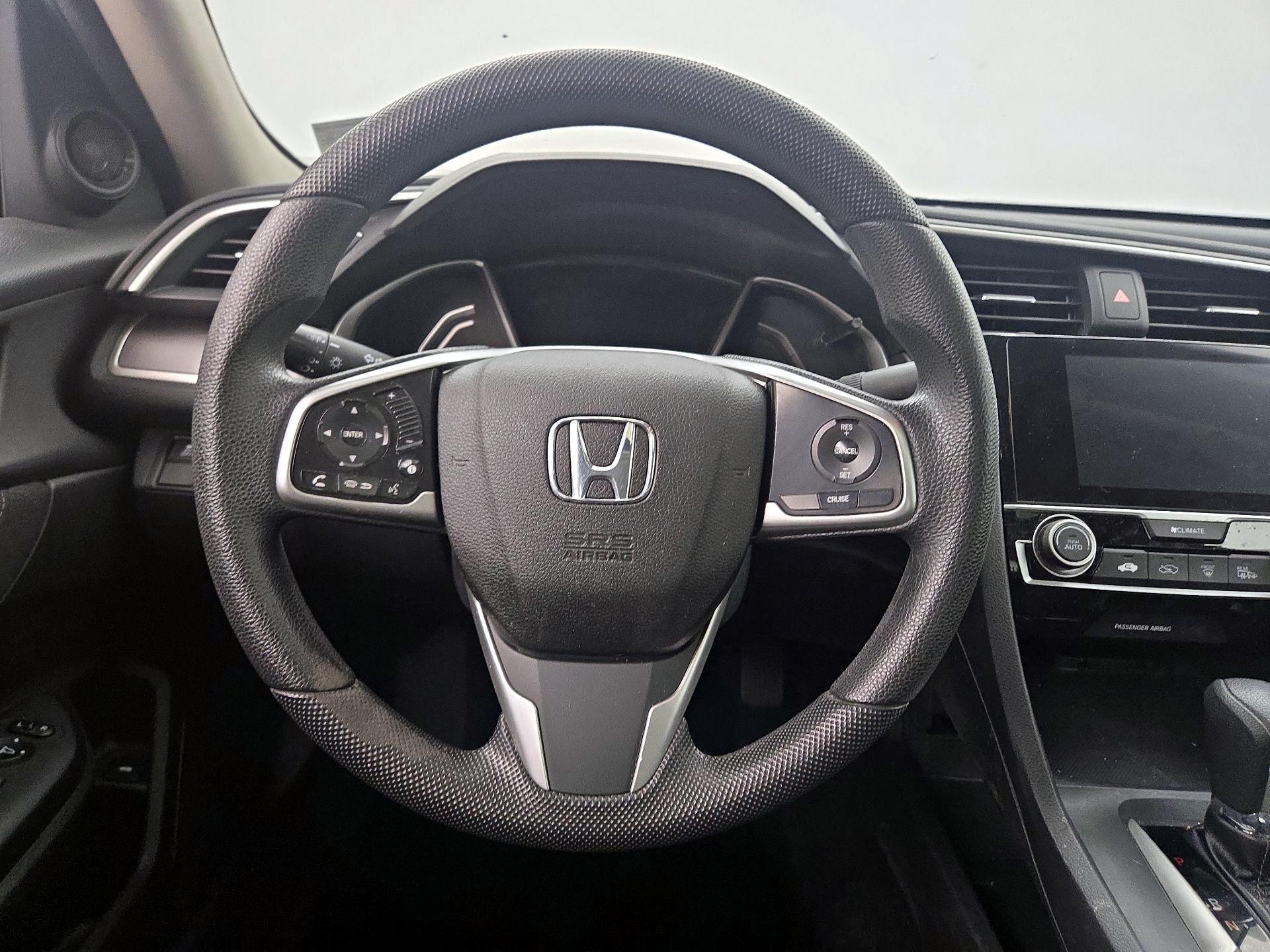 Thumbnail: 2016 Honda Civic - 10