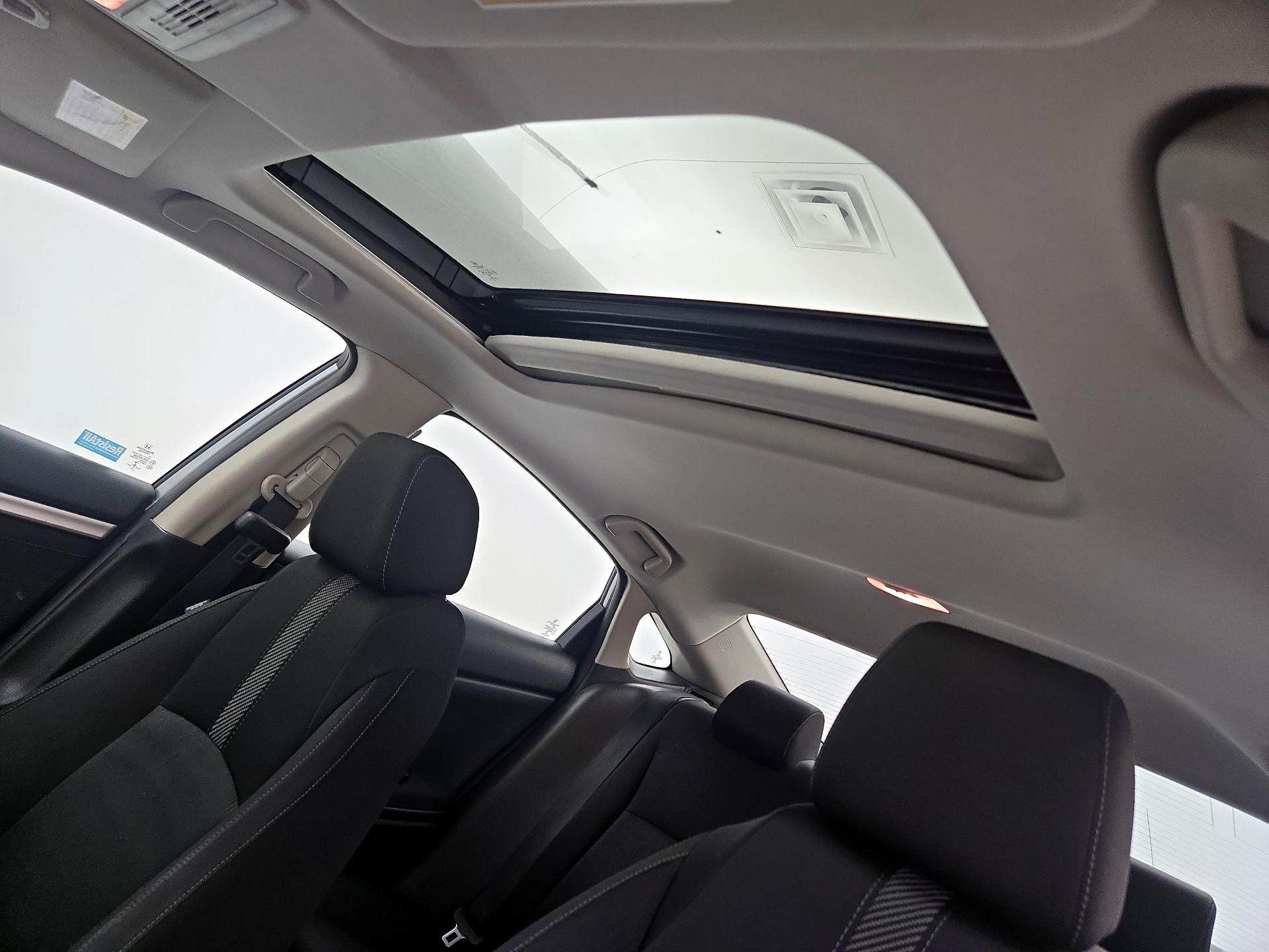 Thumbnail: 2016 Honda Civic - 19