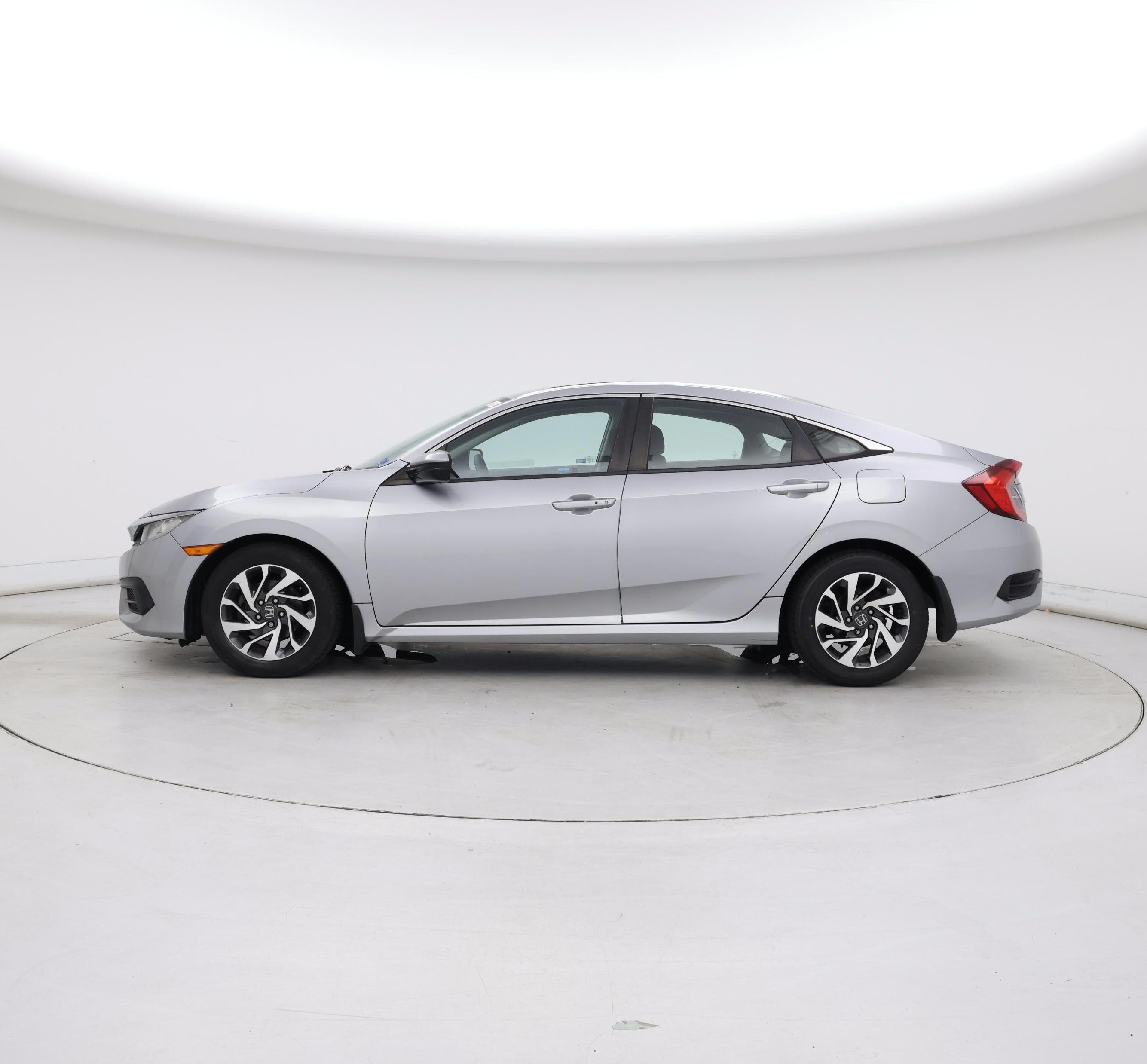 Thumbnail: 2016 Honda Civic - 3