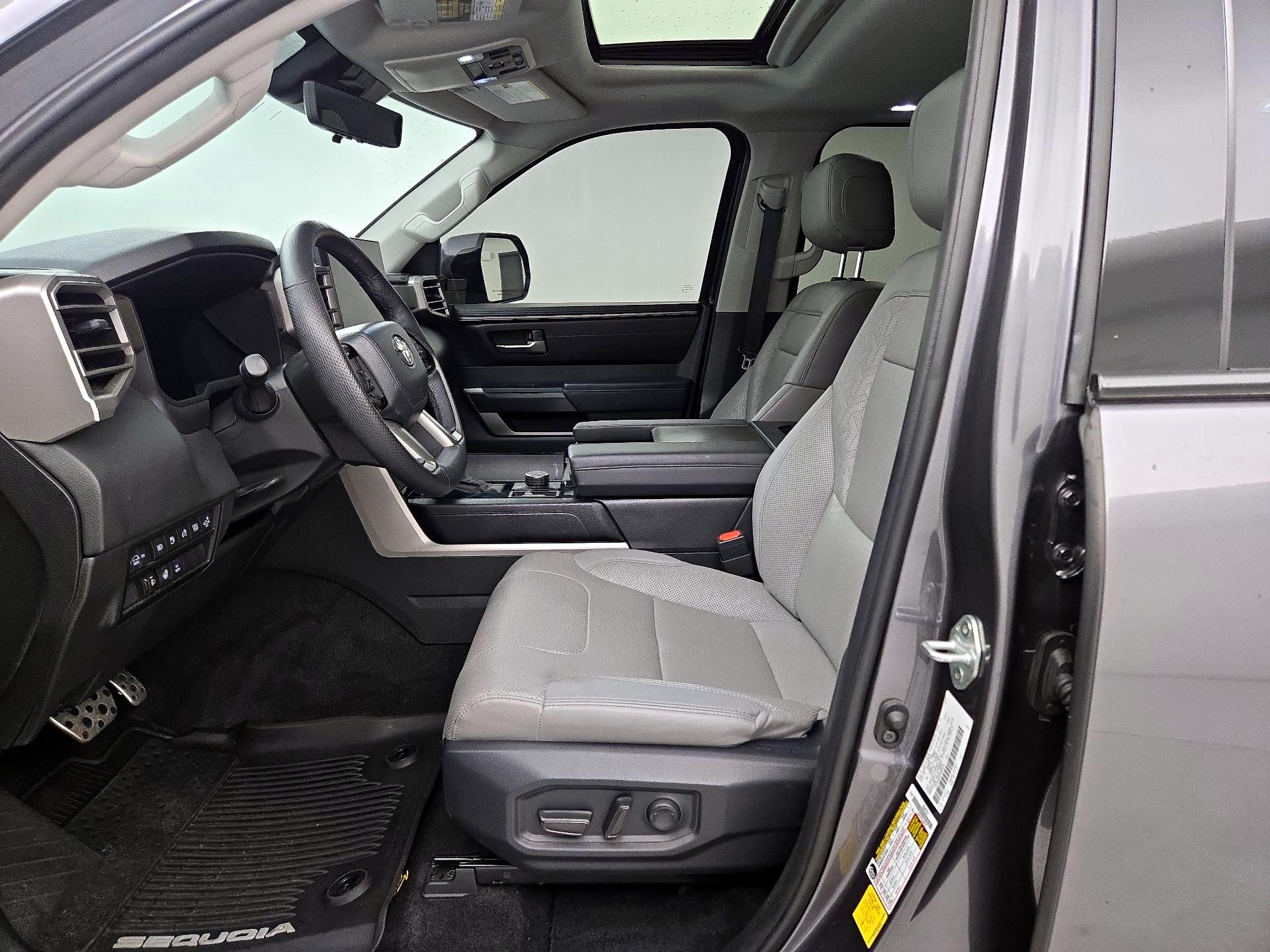 Thumbnail: 2023 Toyota Sequoia - 11