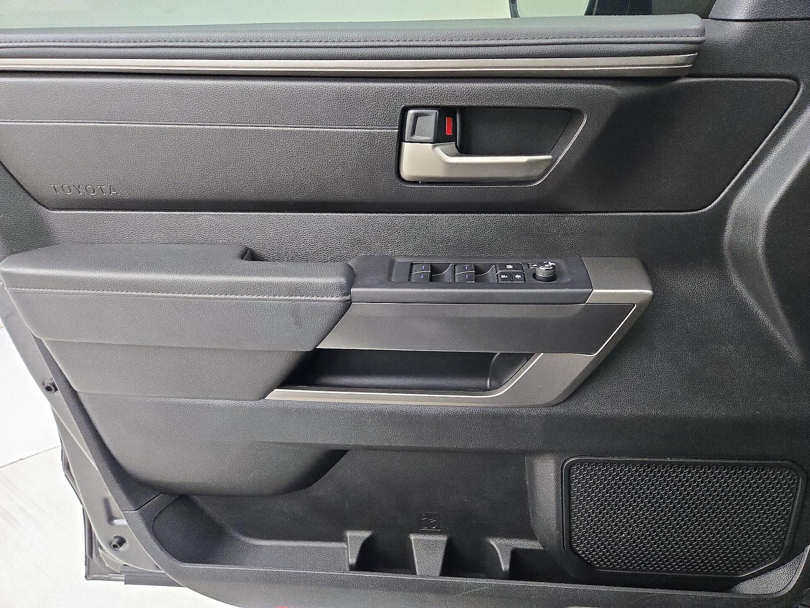 2023 Toyota Sequoia Limited - Photo 13