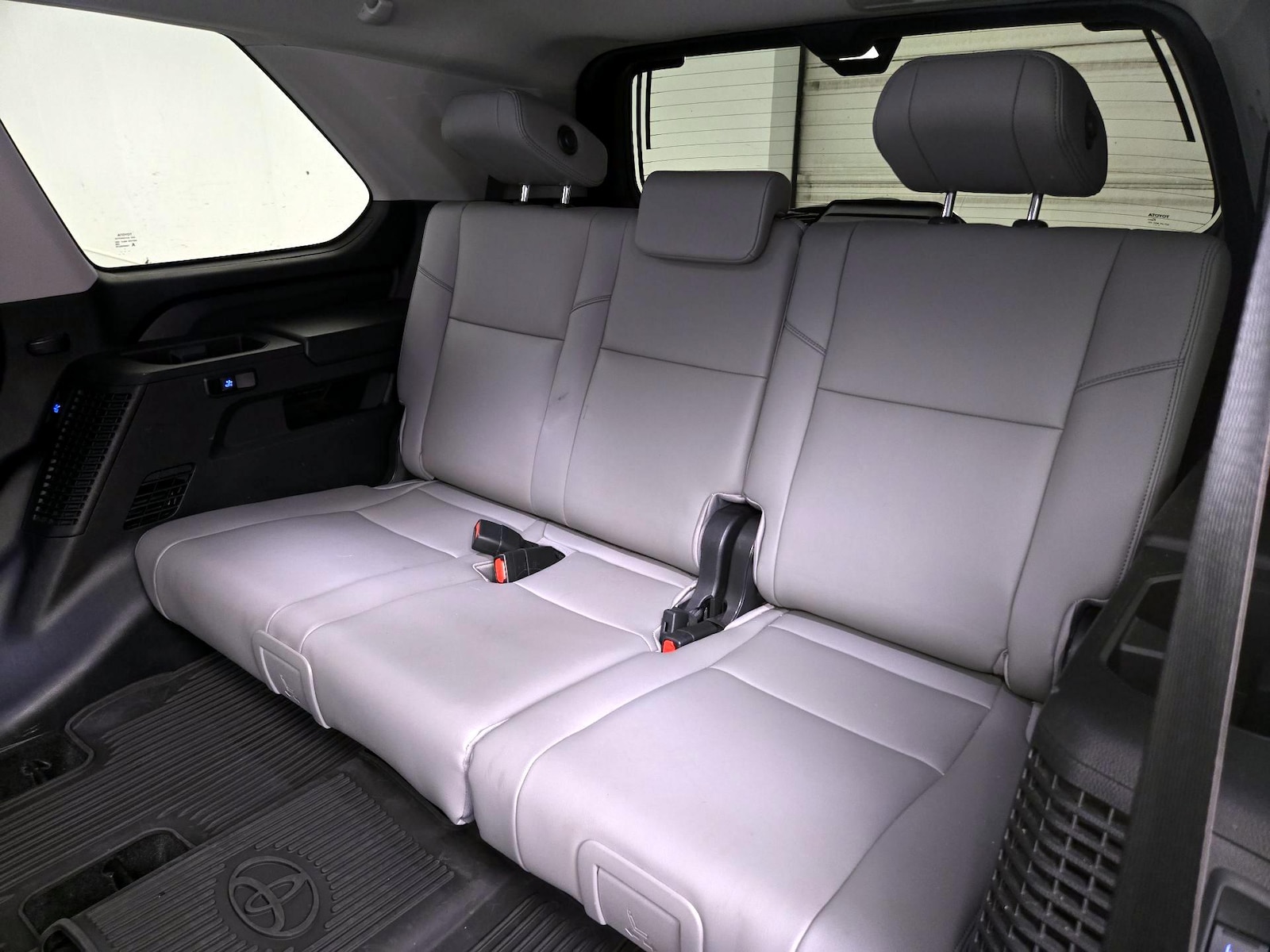 2023 Toyota Sequoia Limited - Photo 22