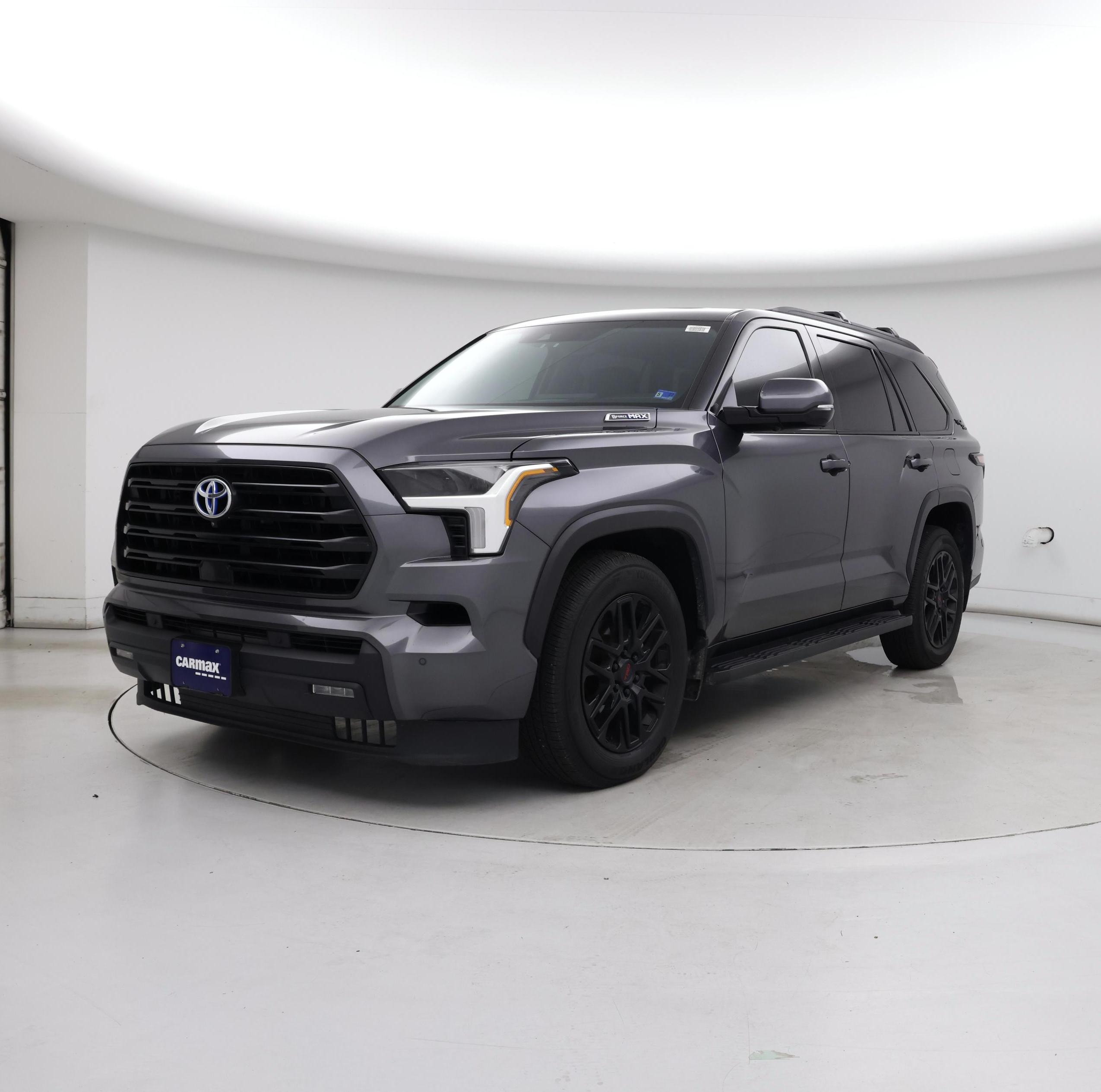 Thumbnail: 2023 Toyota Sequoia - 4