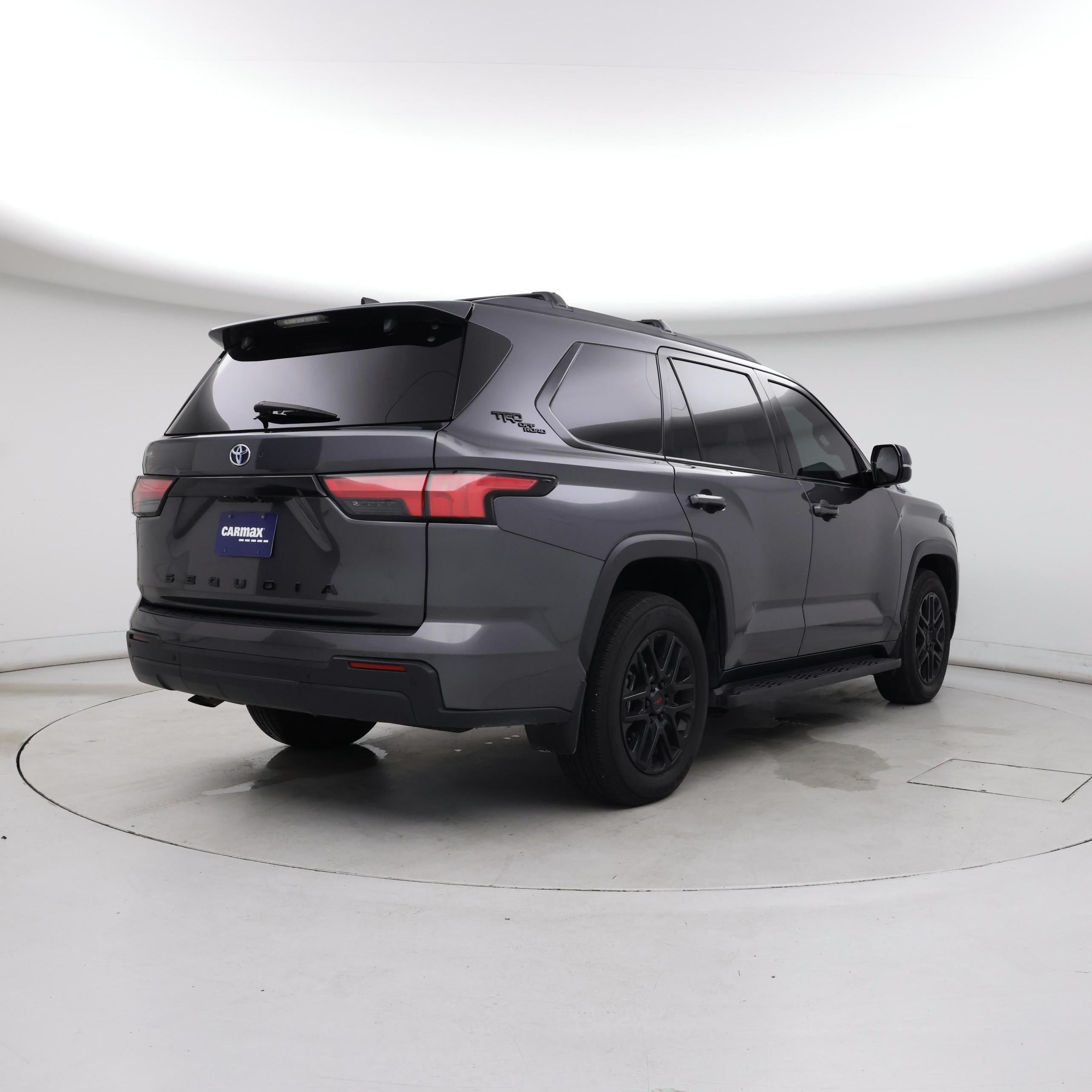 Thumbnail: 2023 Toyota Sequoia - 8