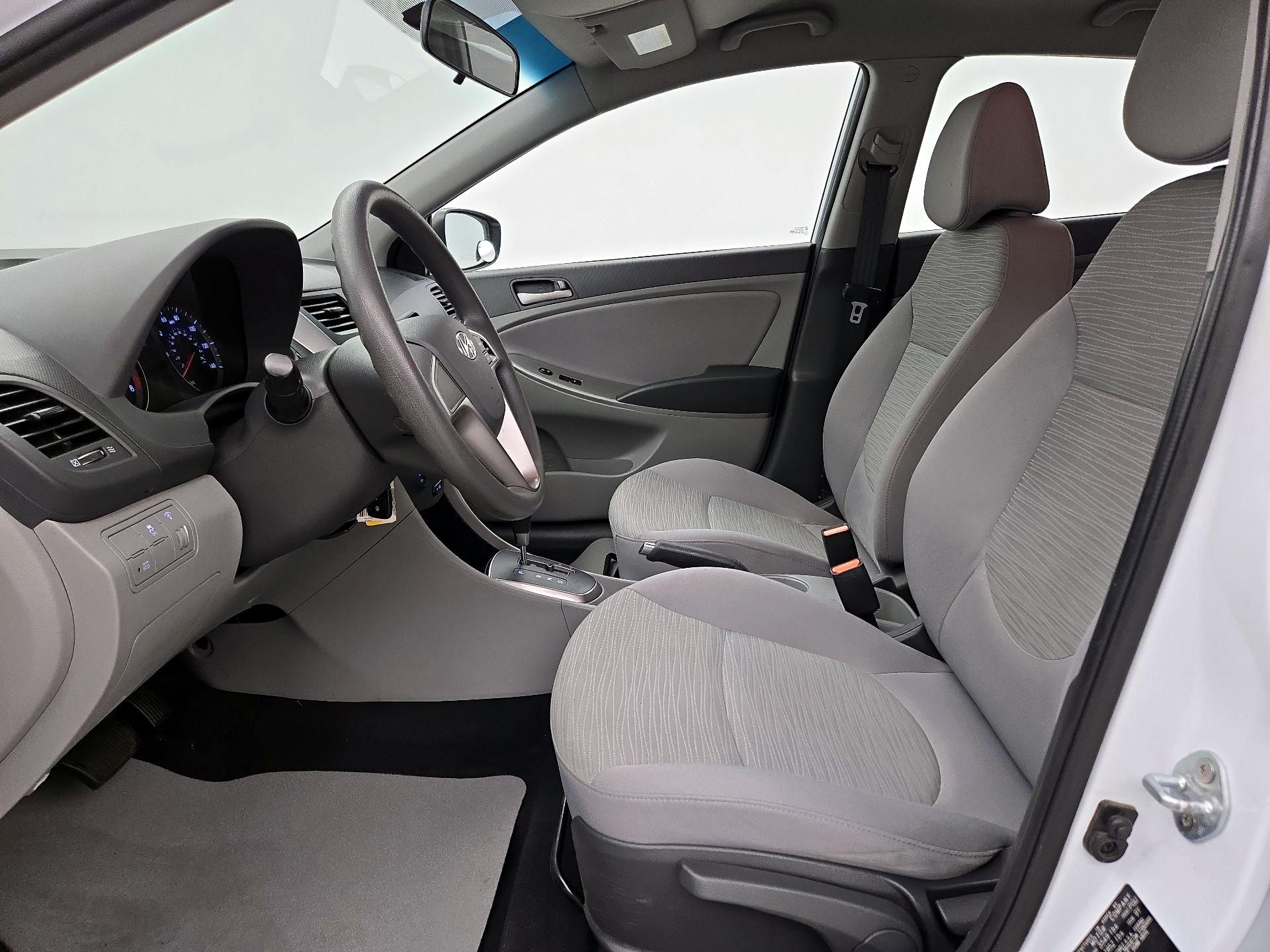Thumbnail: 2017 Hyundai Accent - 11