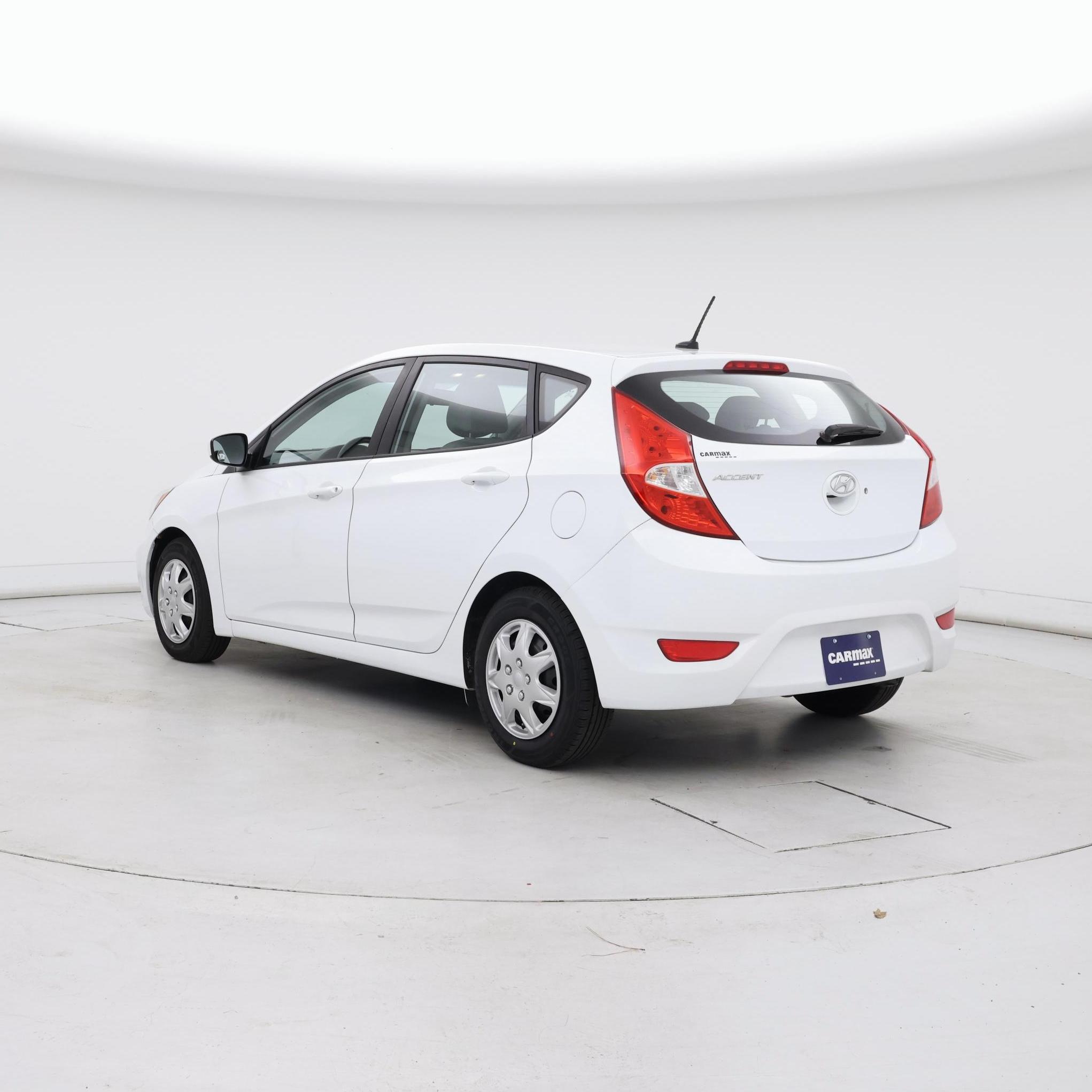 Thumbnail: 2017 Hyundai Accent - 2