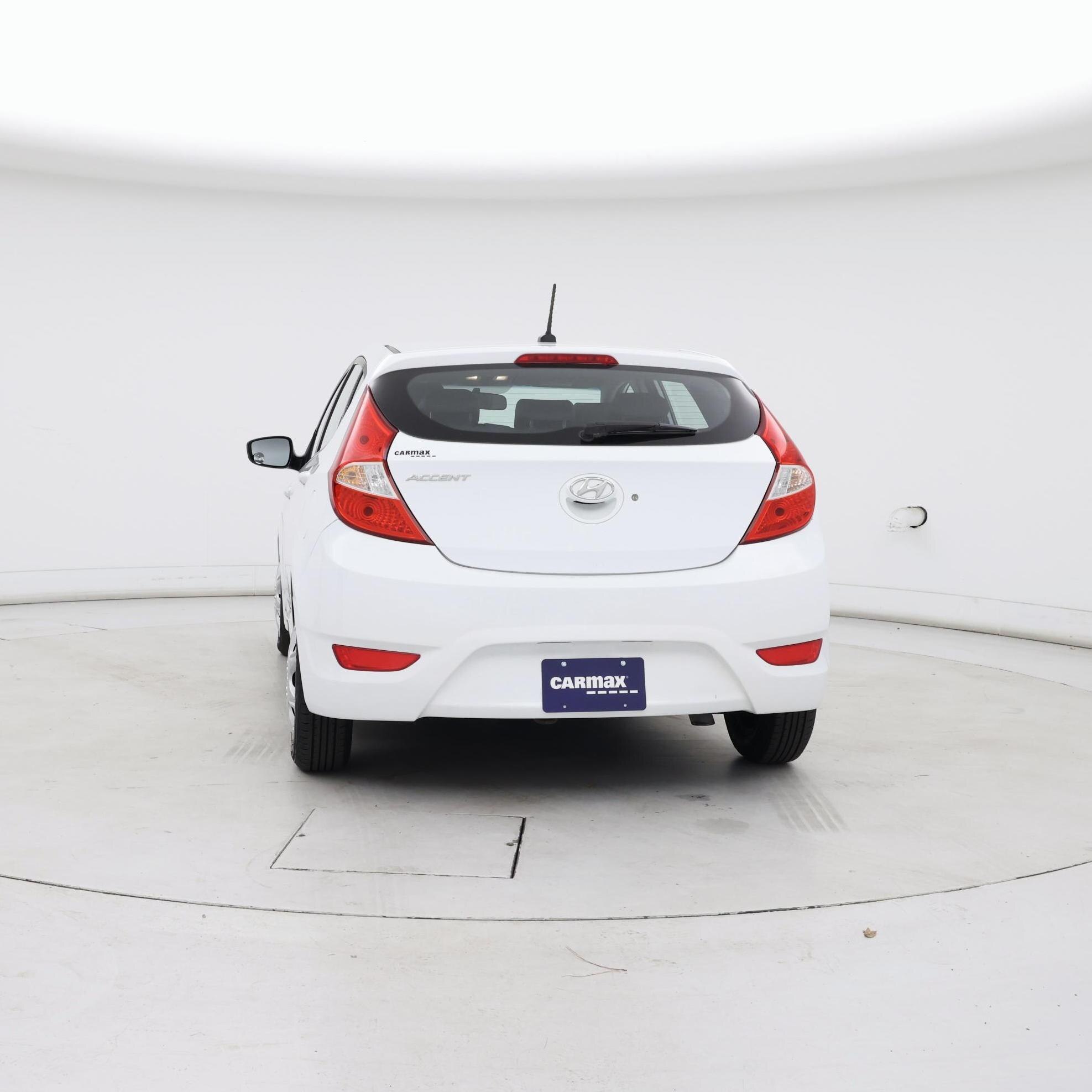 Thumbnail: 2017 Hyundai Accent - 6