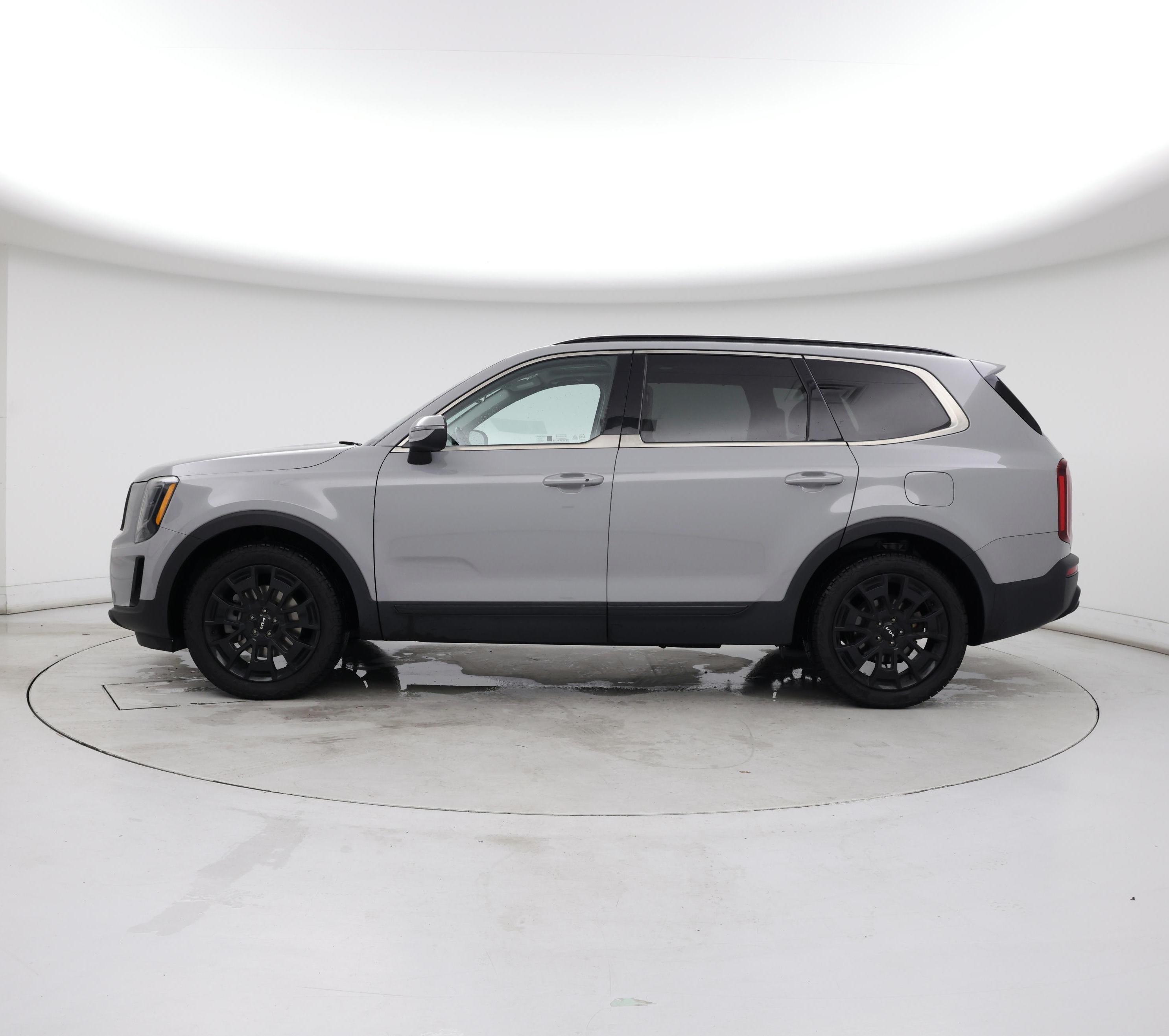 Thumbnail: 2022 Kia Telluride - 3