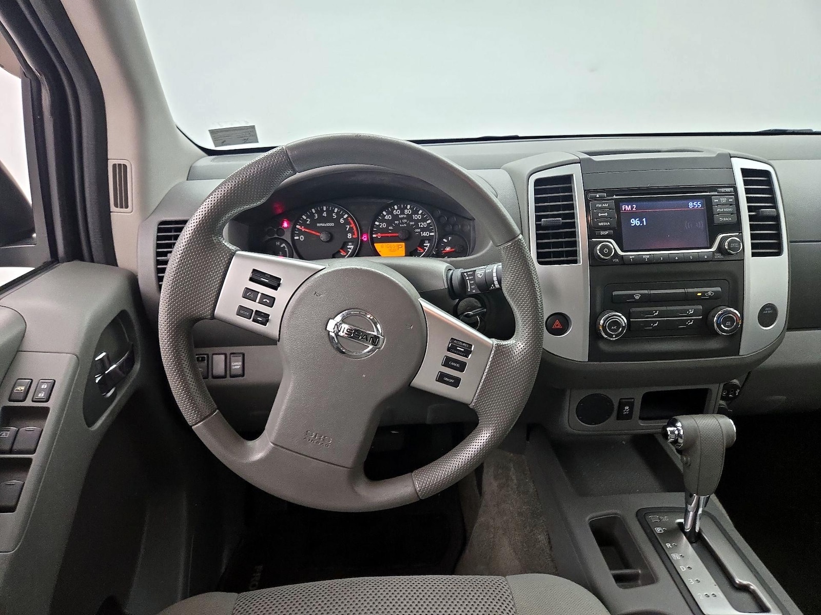 2018 Nissan Frontier SV - Photo 11