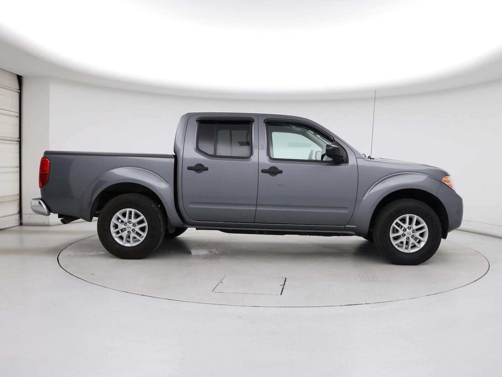 2018 Nissan Frontier SV - Photo 8