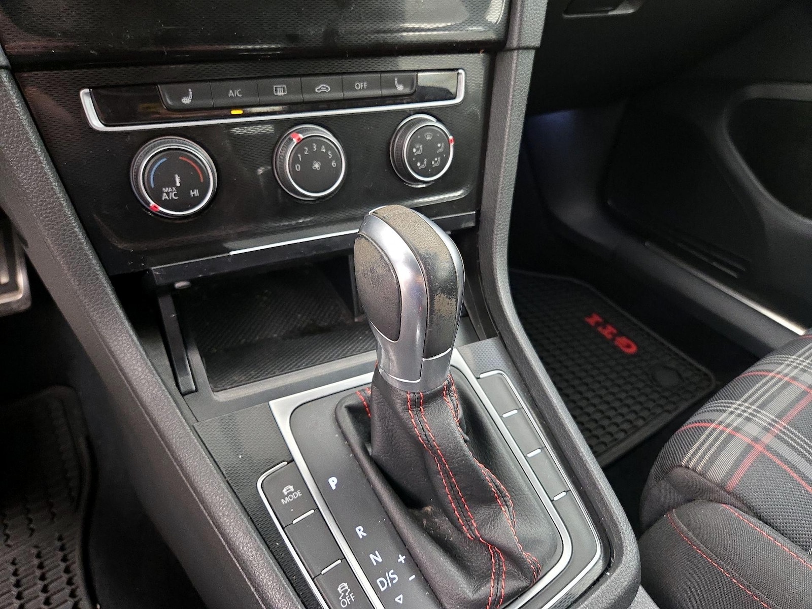 2017 Volkswagen Golf GTI S - Photo 18