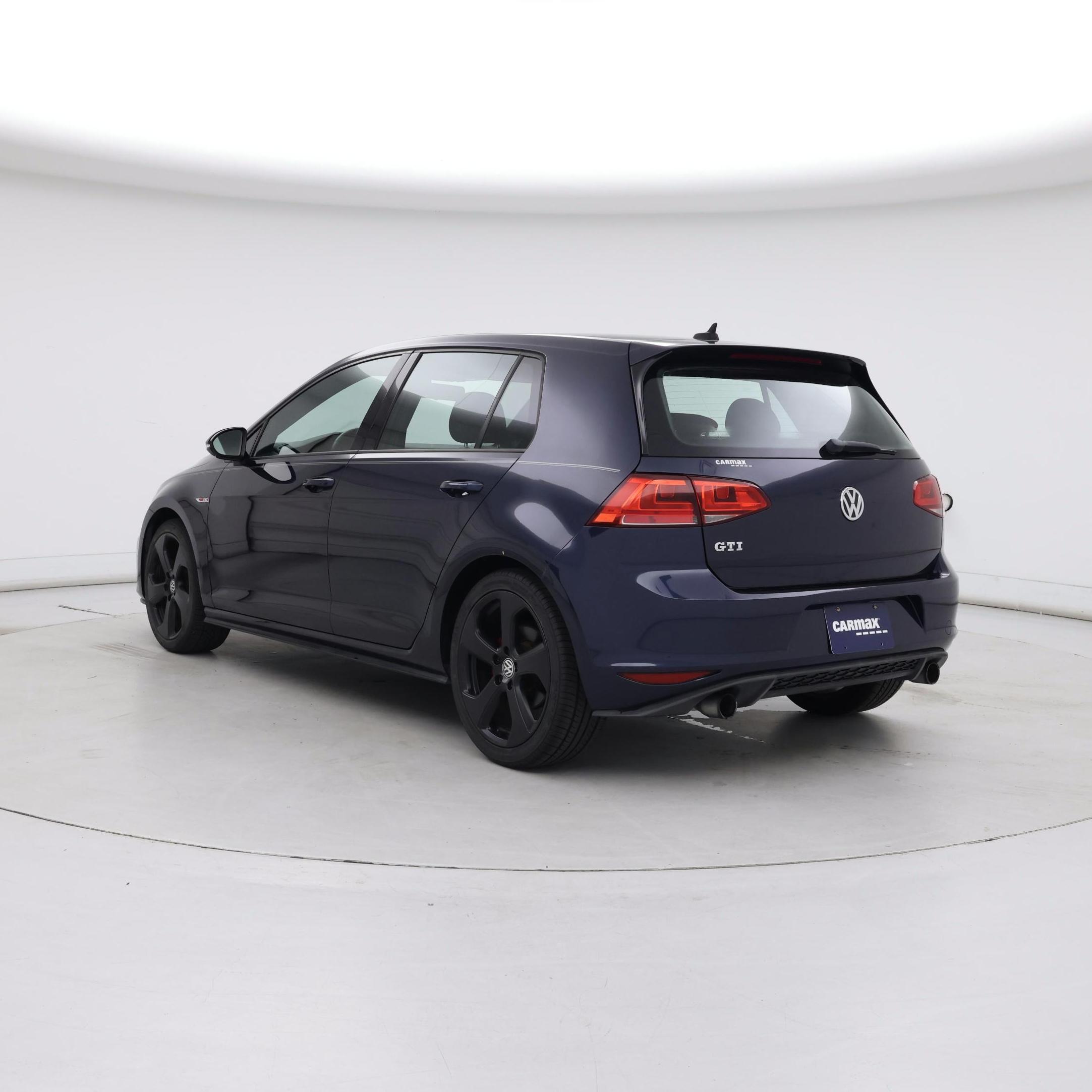 Thumbnail: 2017 Volkswagen Golf - 2