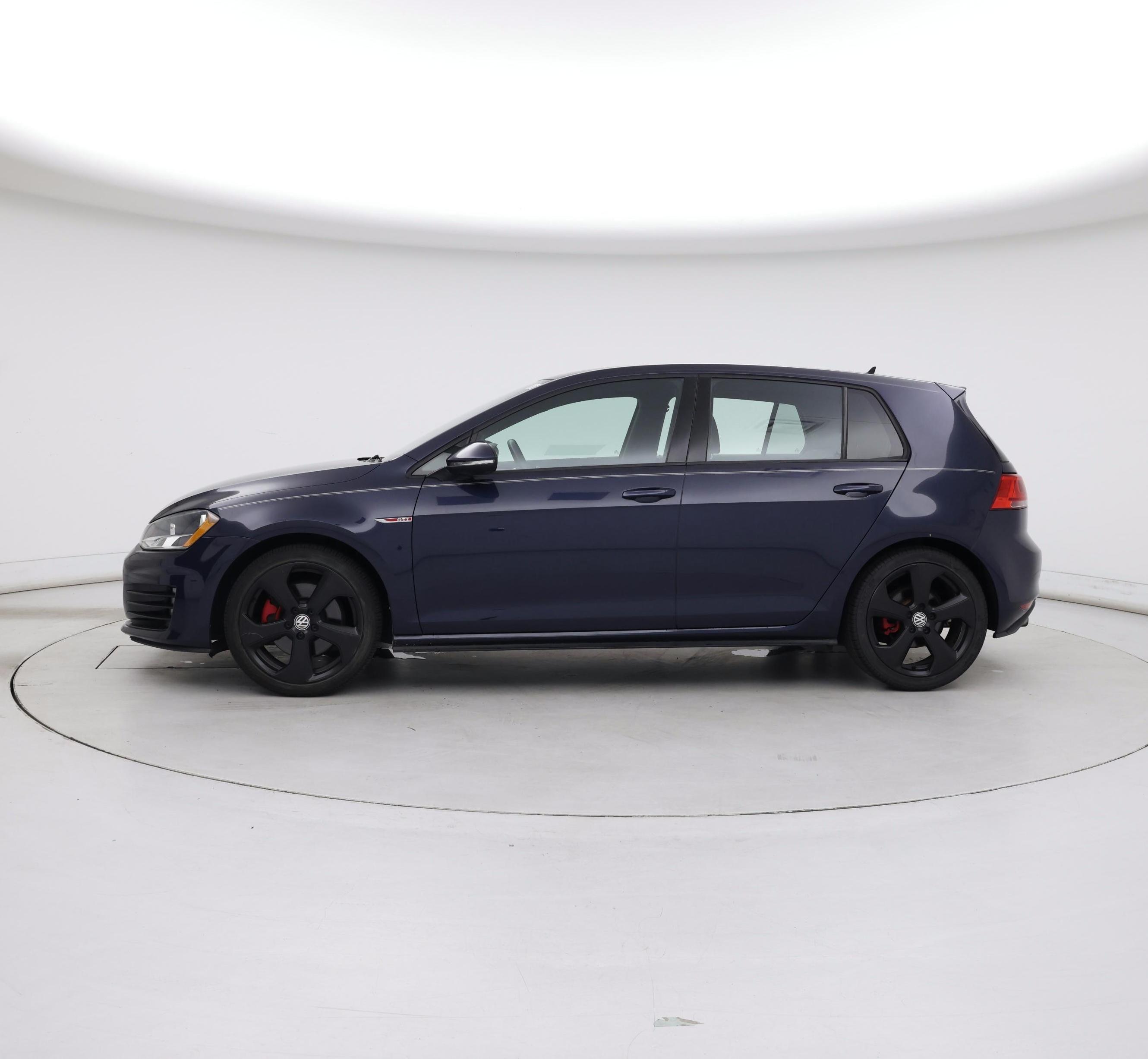 Thumbnail: 2017 Volkswagen Golf - 3