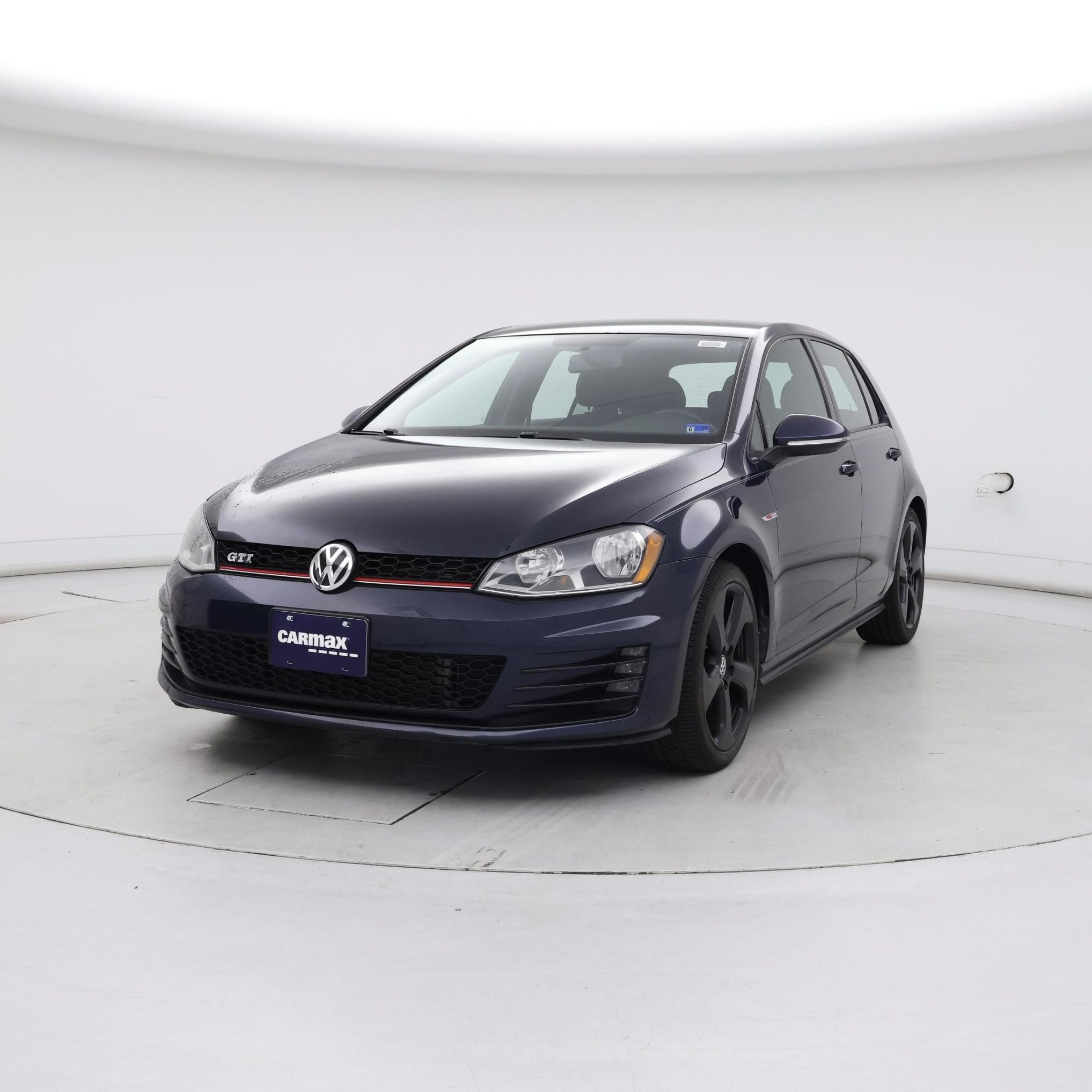 Thumbnail: 2017 Volkswagen Golf - 4