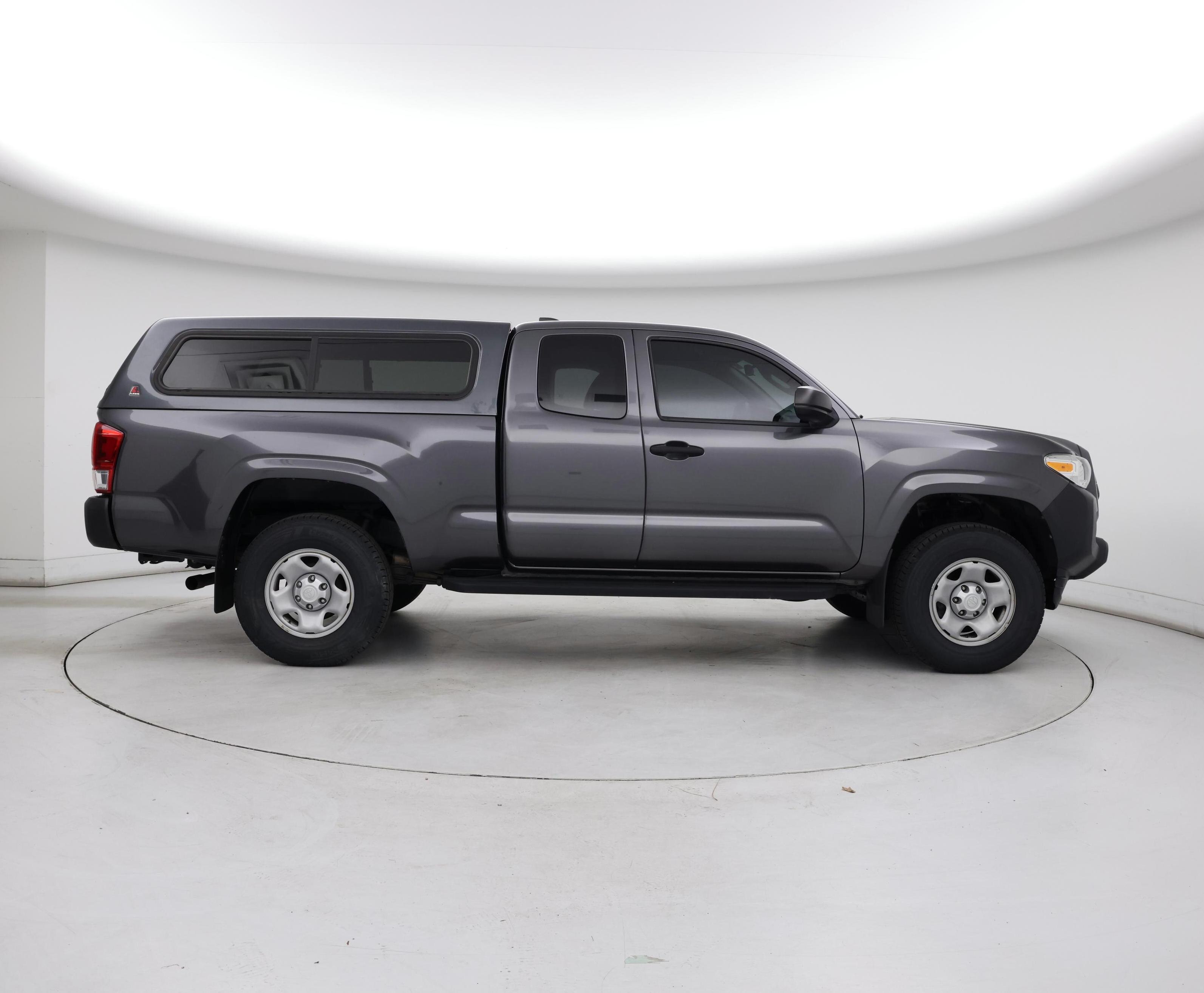 Thumbnail: 2020 Toyota Tacoma - 7