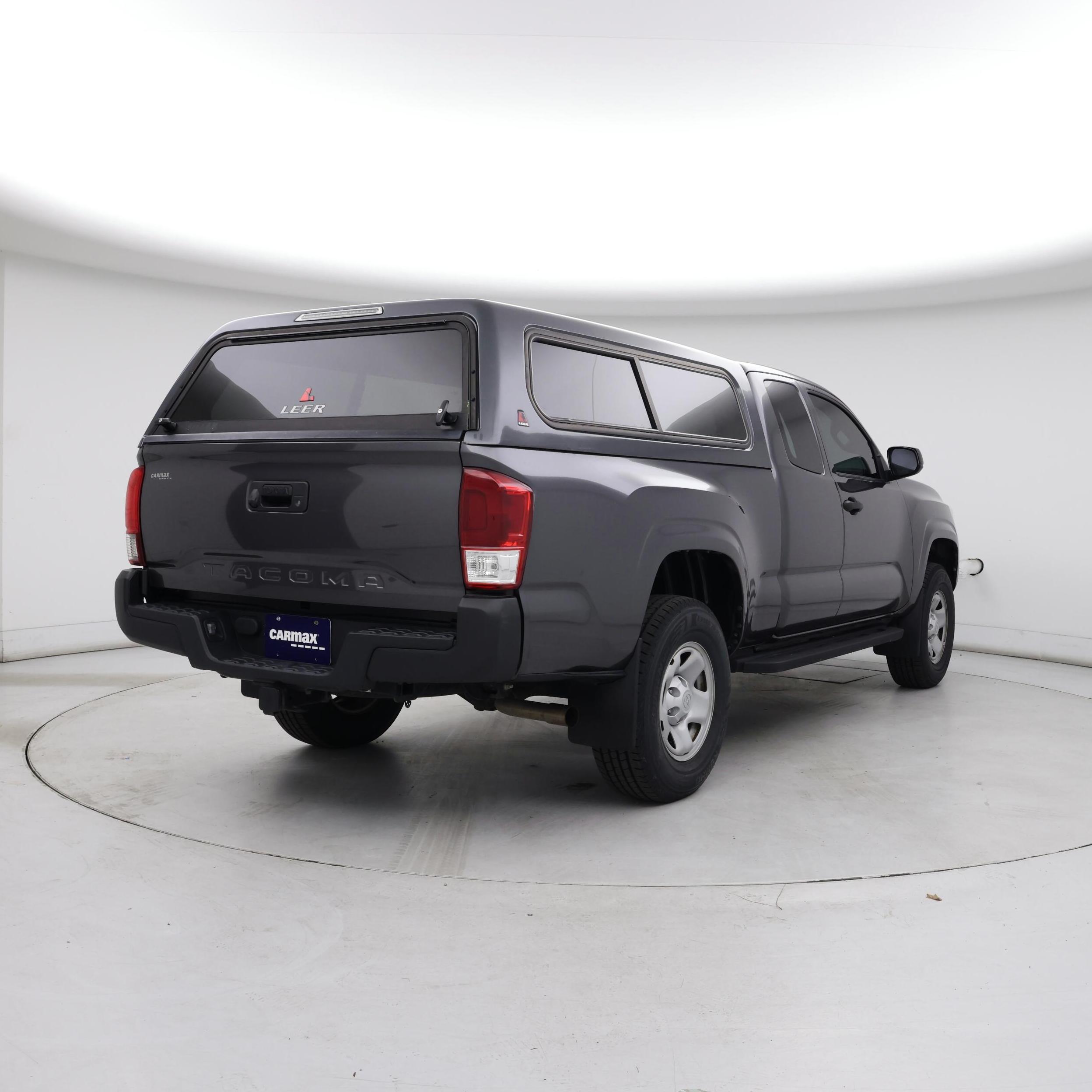 Thumbnail: 2020 Toyota Tacoma - 8