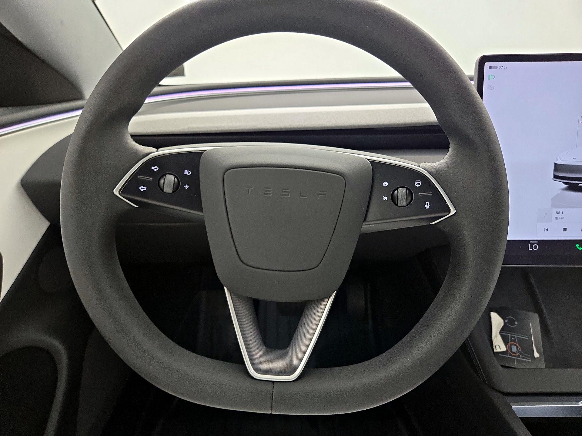 Thumbnail: 2024 Tesla Model 3 - 10