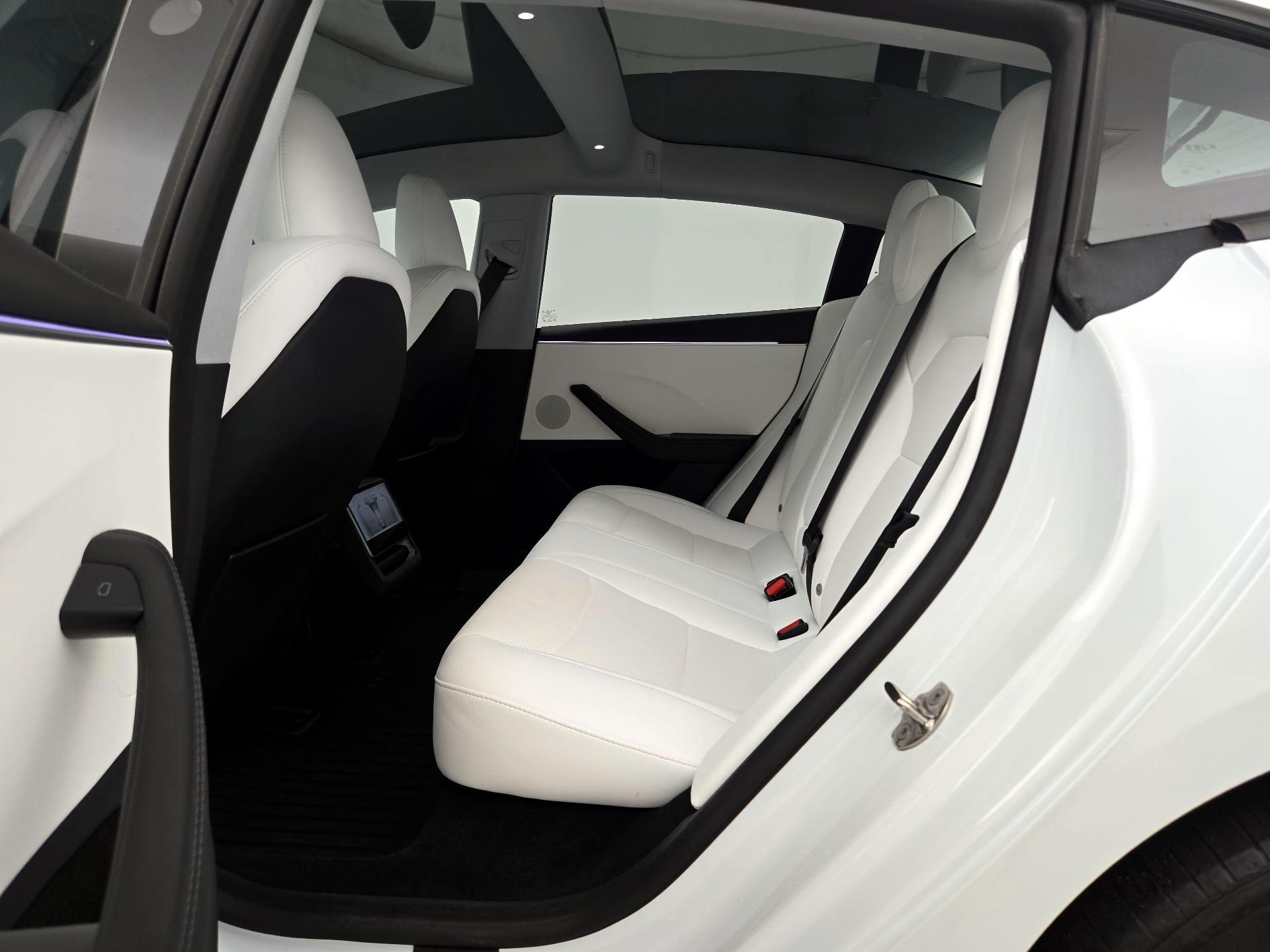 Thumbnail: 2024 Tesla Model 3 - 20