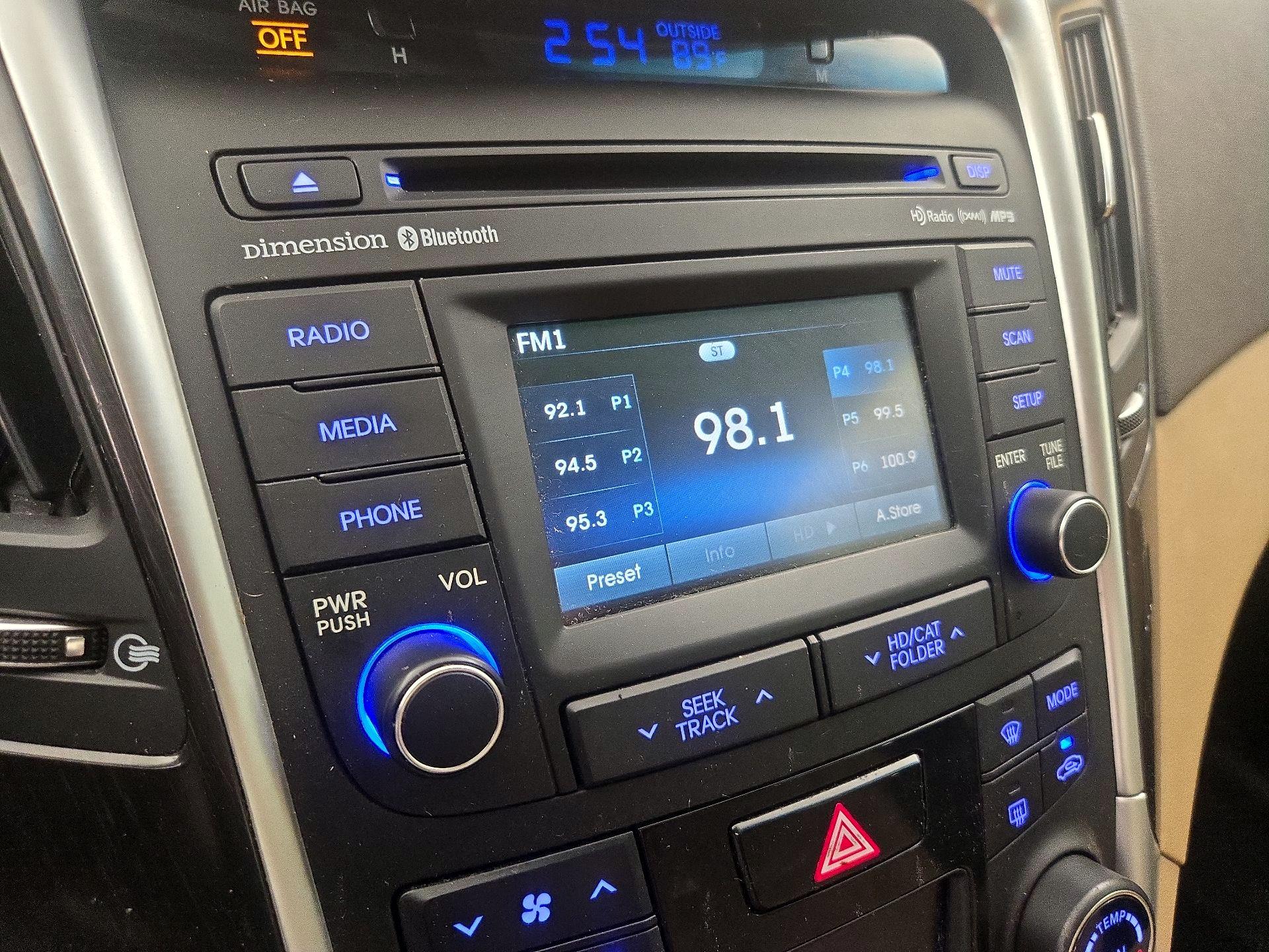 Thumbnail: 2014 Hyundai Sonata - 15