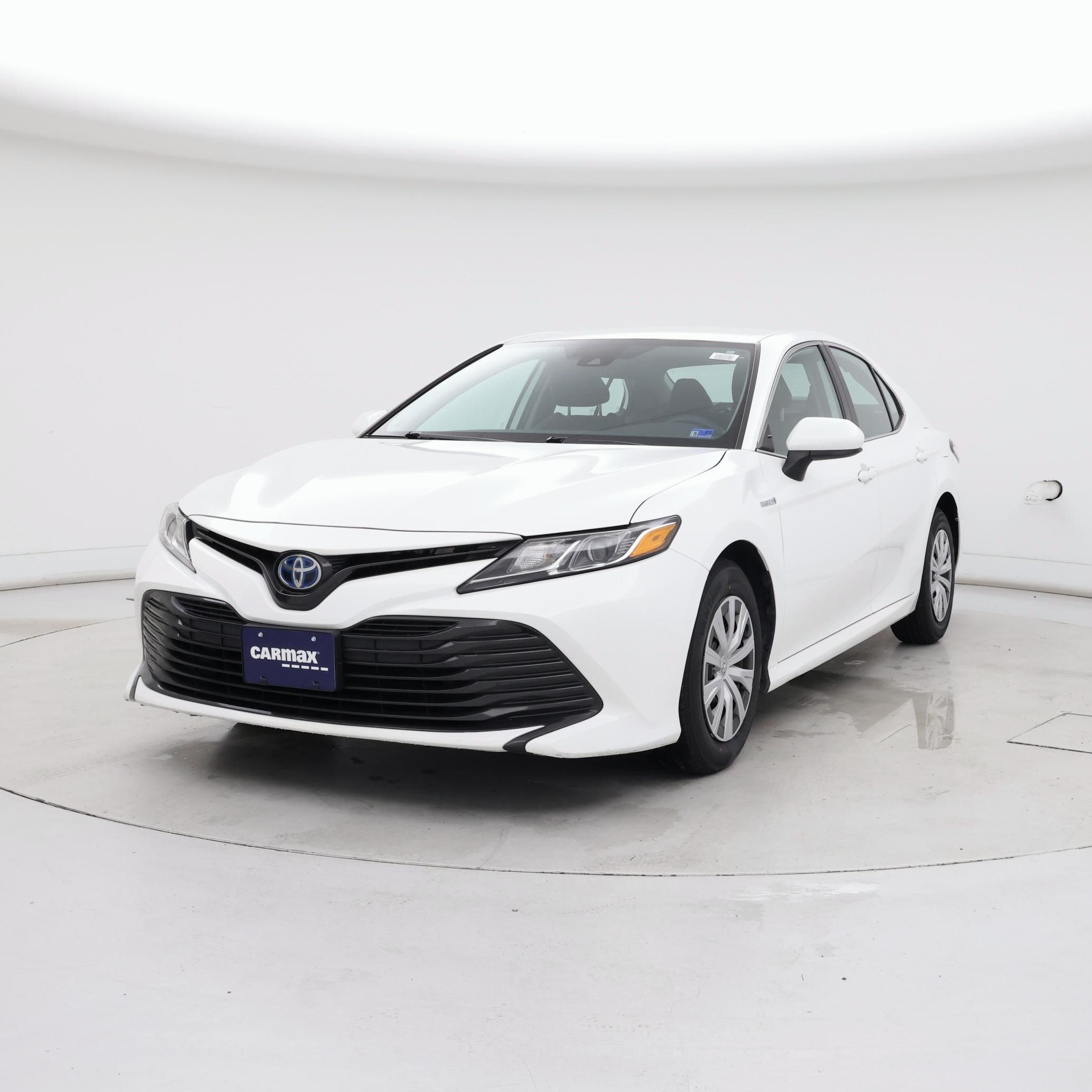 Thumbnail: 2020 Toyota Camry - 4