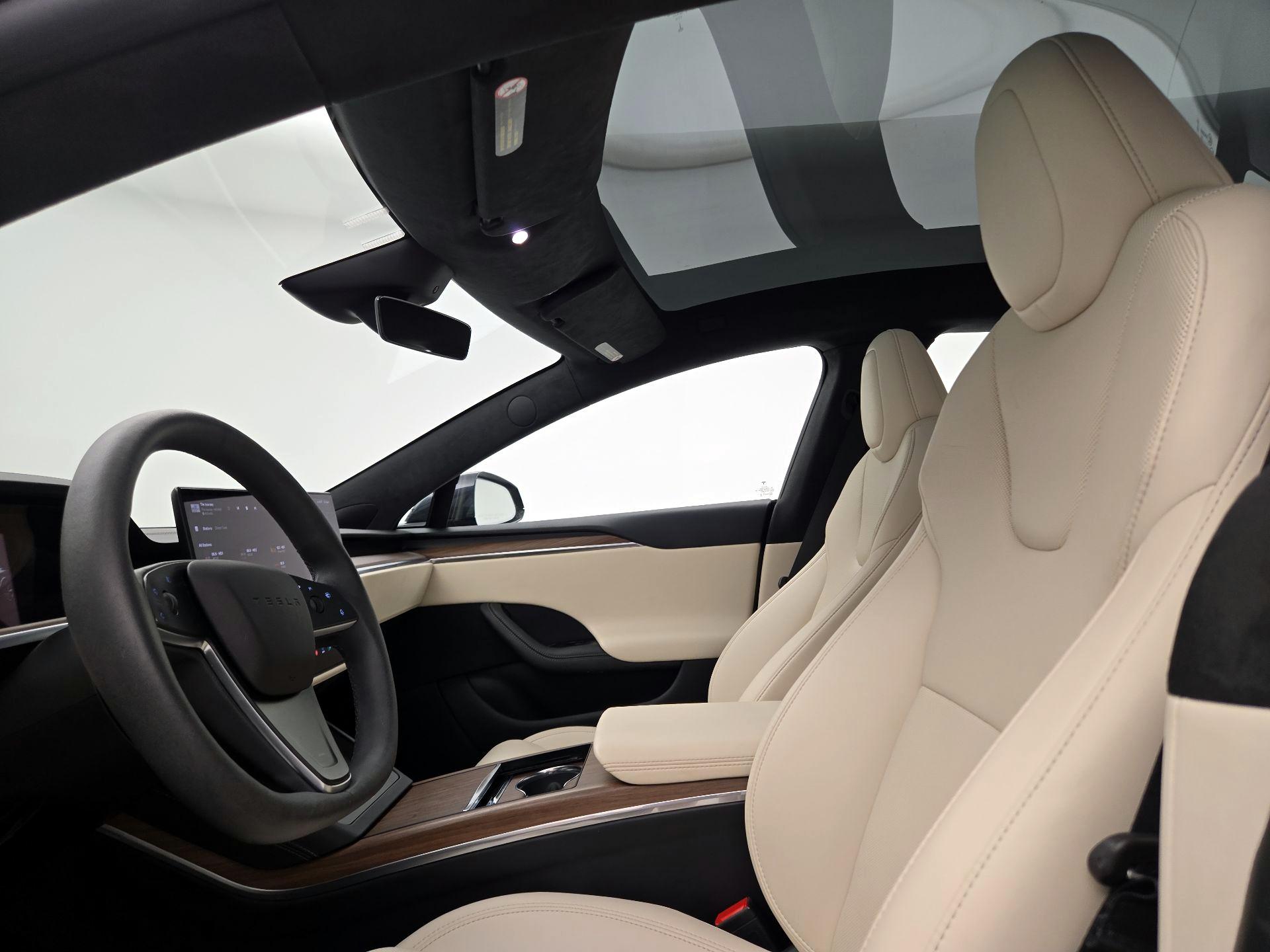 Thumbnail: 2024 Tesla Model S - 18